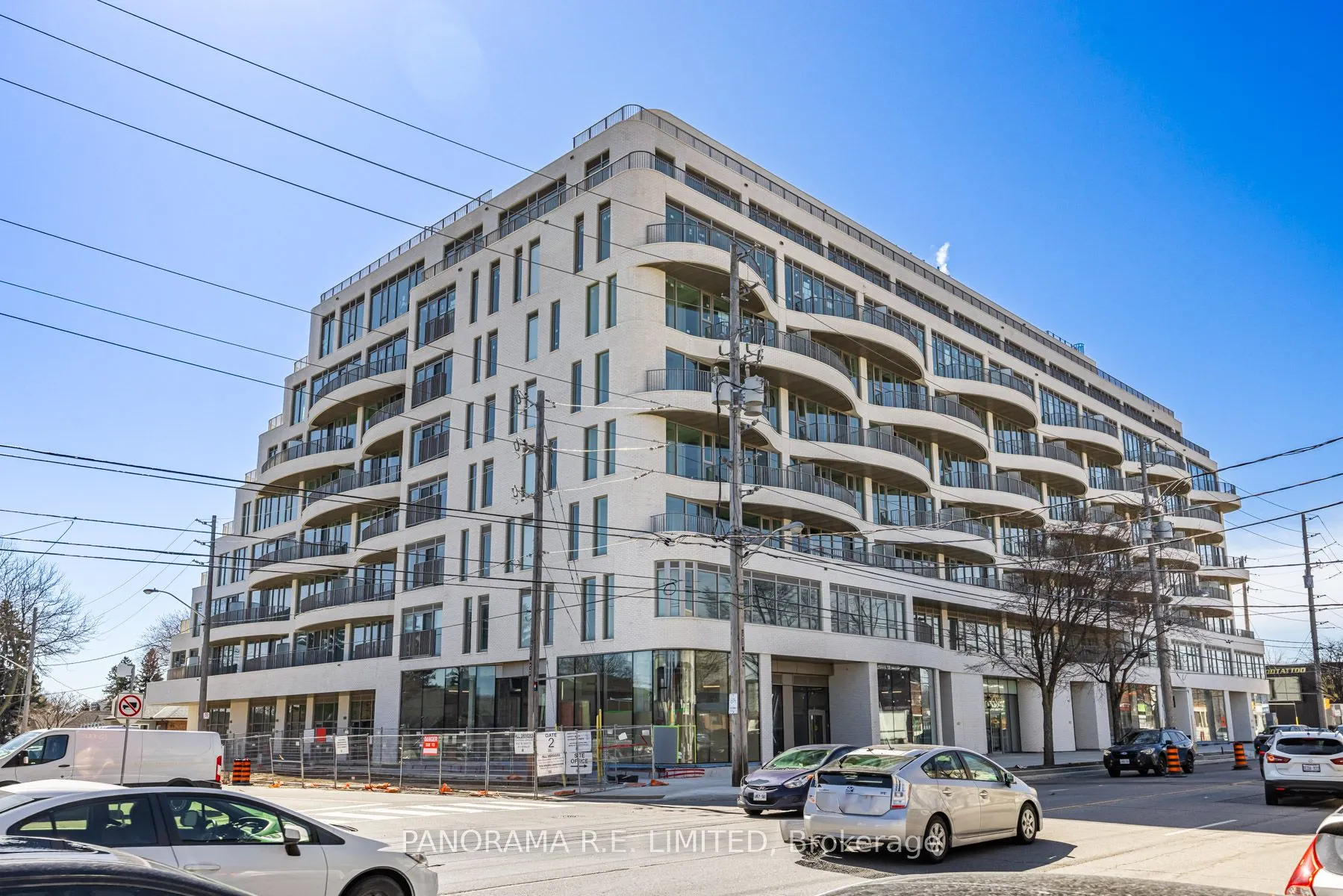 689 The Queensway, #305