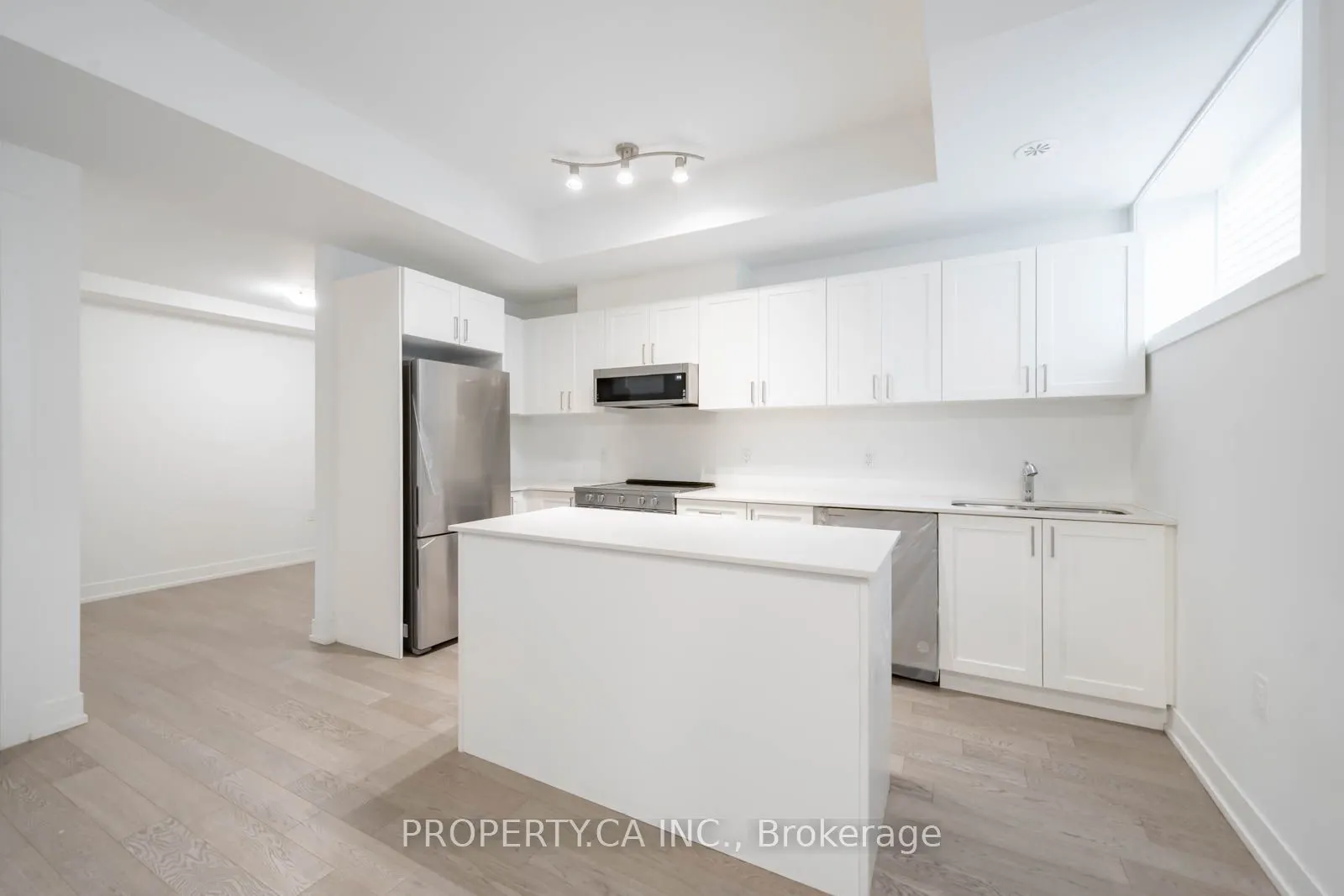 1115 Douglas McCurdy Common, #103