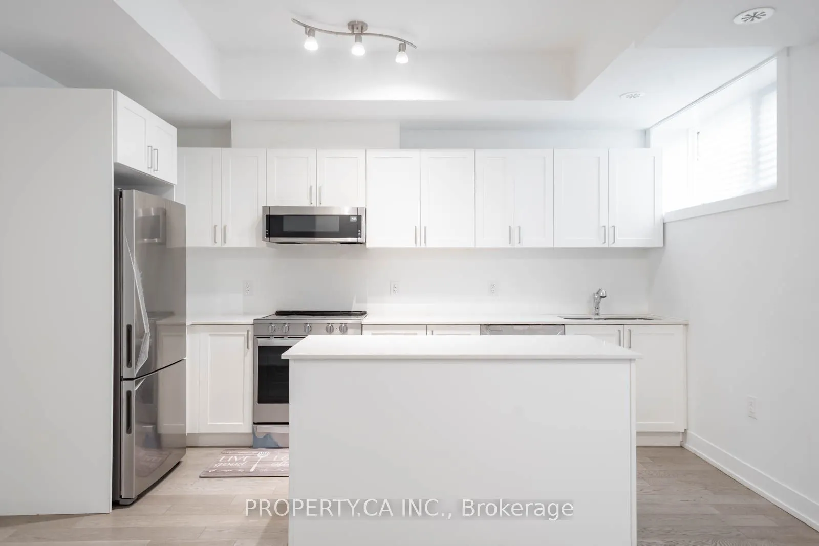 1115 Douglas McCurdy Common, #103