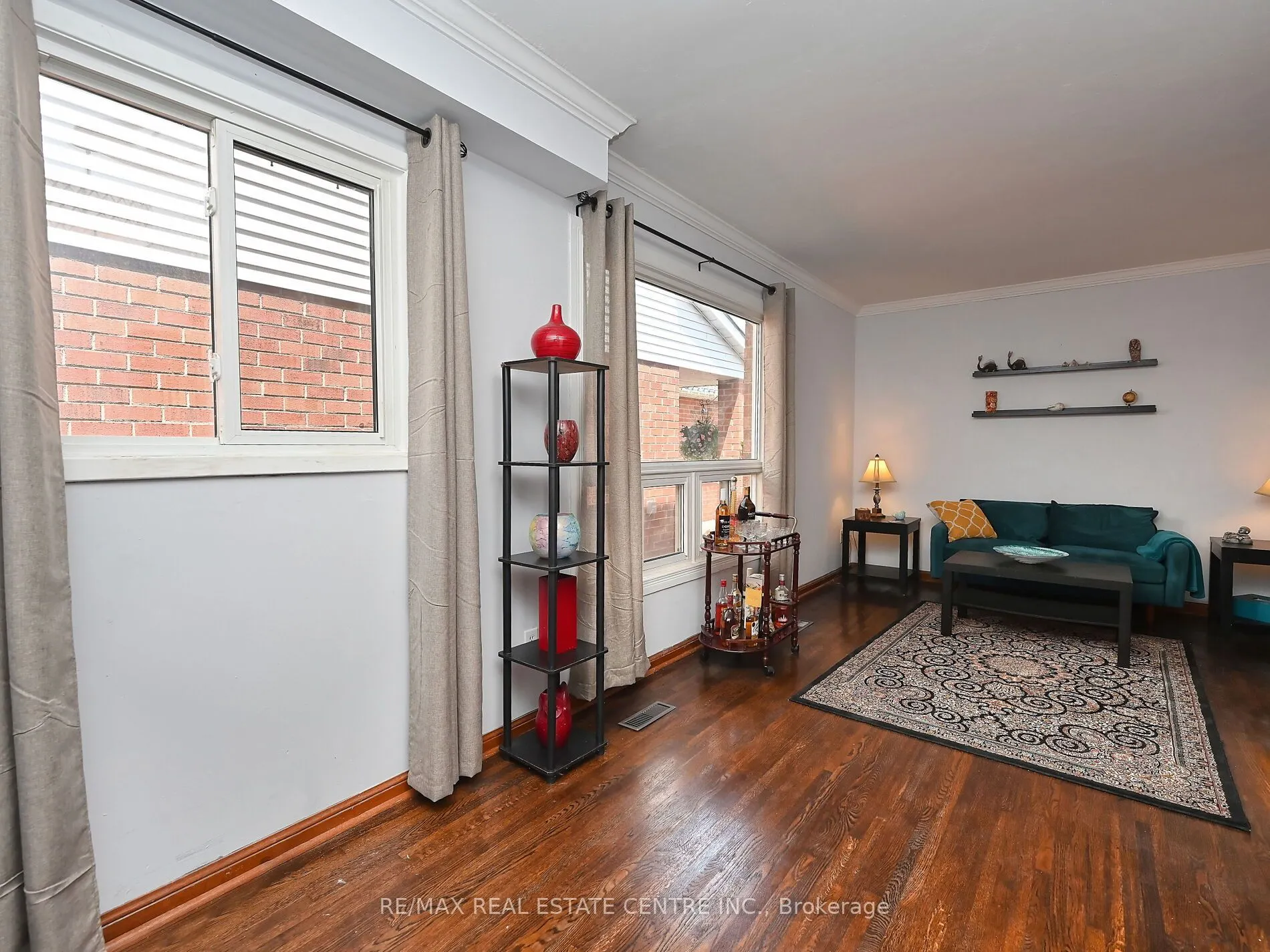 8 Stephensen Court
