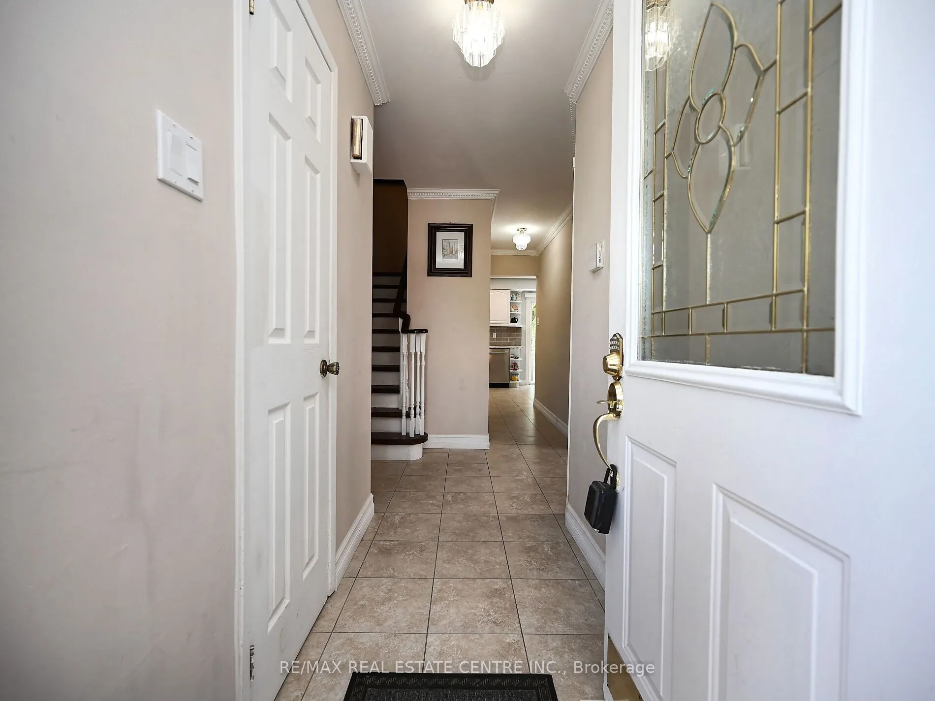 8 Stephensen Court