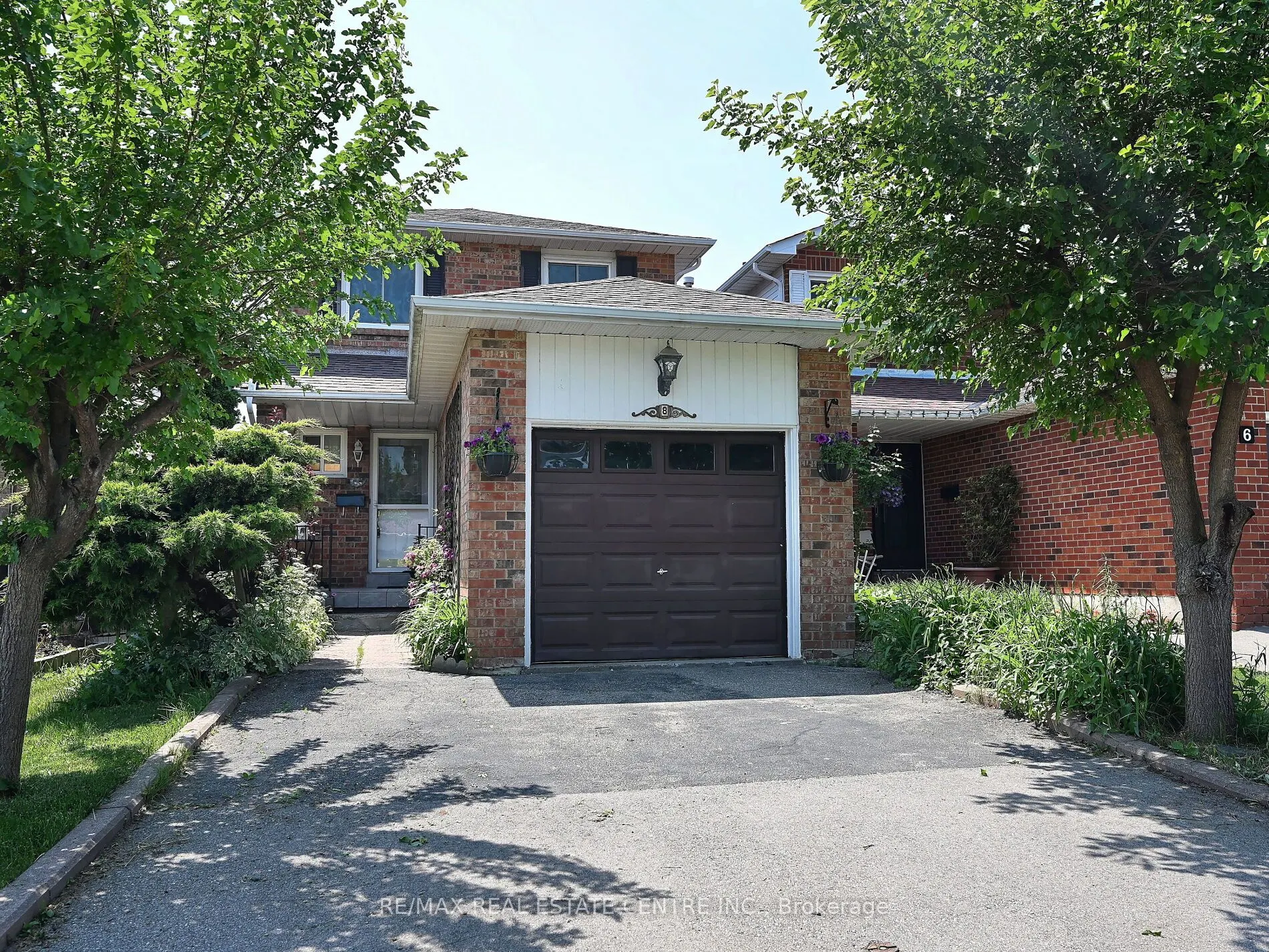 8 Stephensen Court
