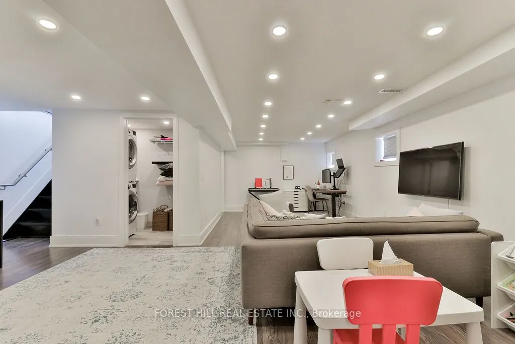 112 Thirtieth Street