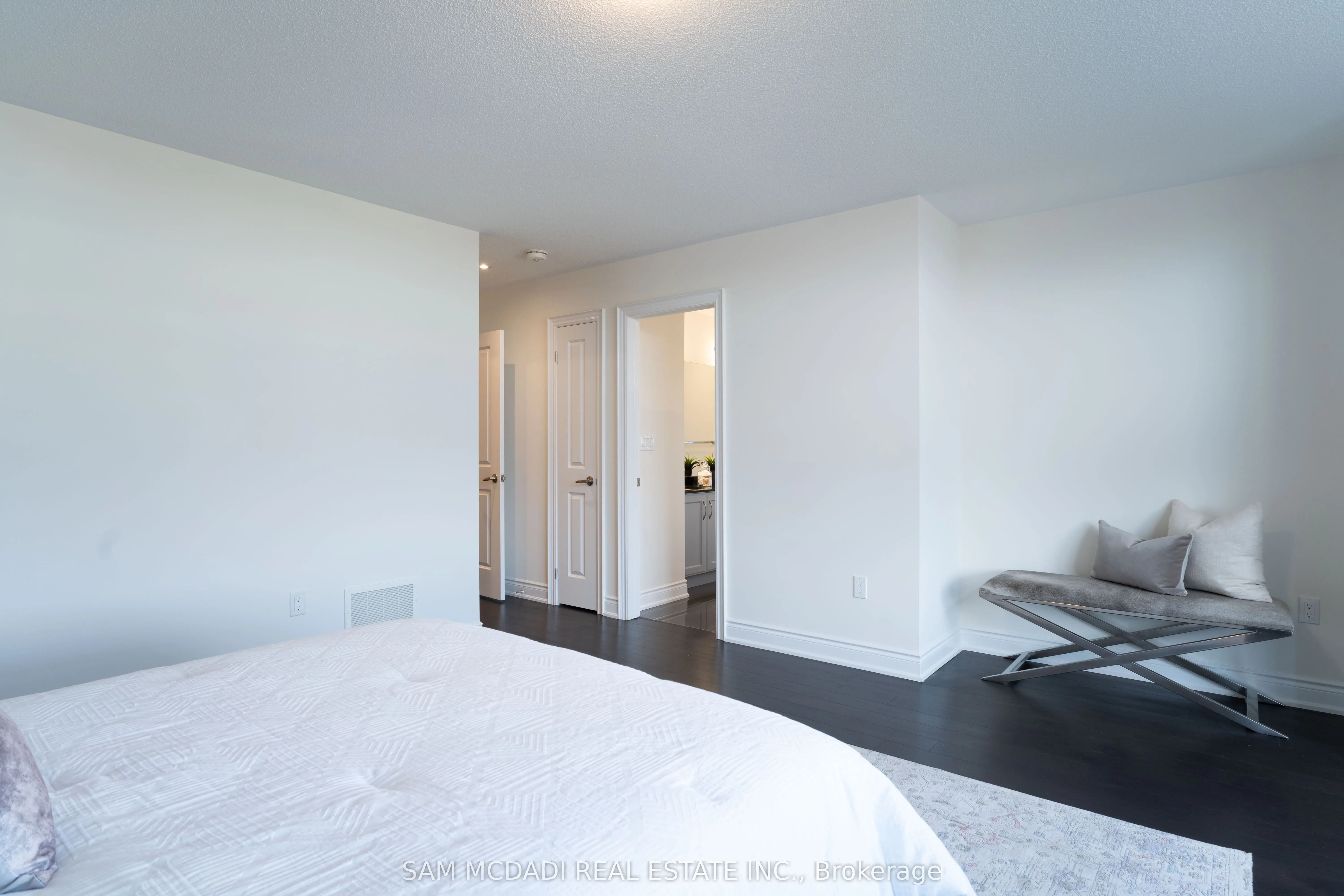 56 Workgreen Park Way