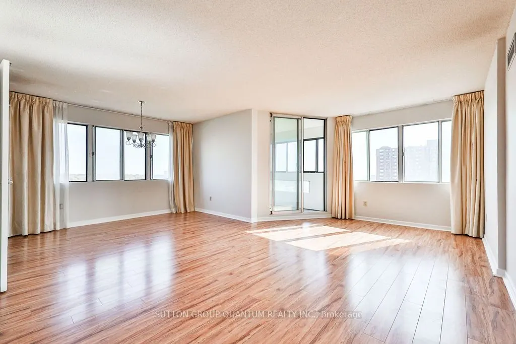 1580 Mississauga Valley Boulevard, #1012