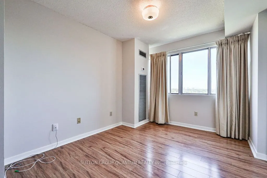 1580 Mississauga Valley Boulevard, #1012