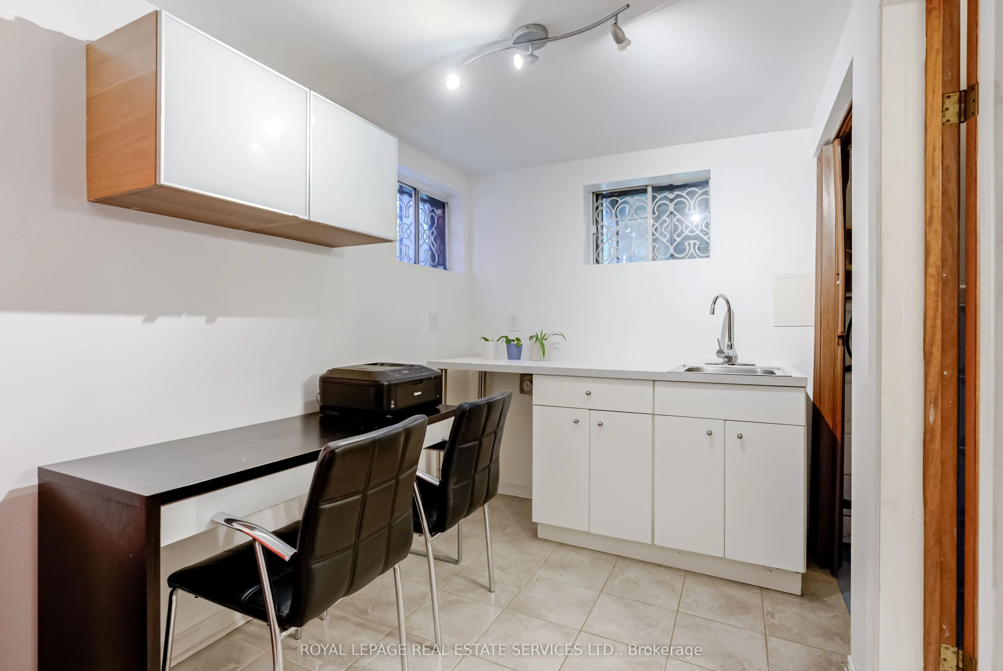 34 Skylark Road