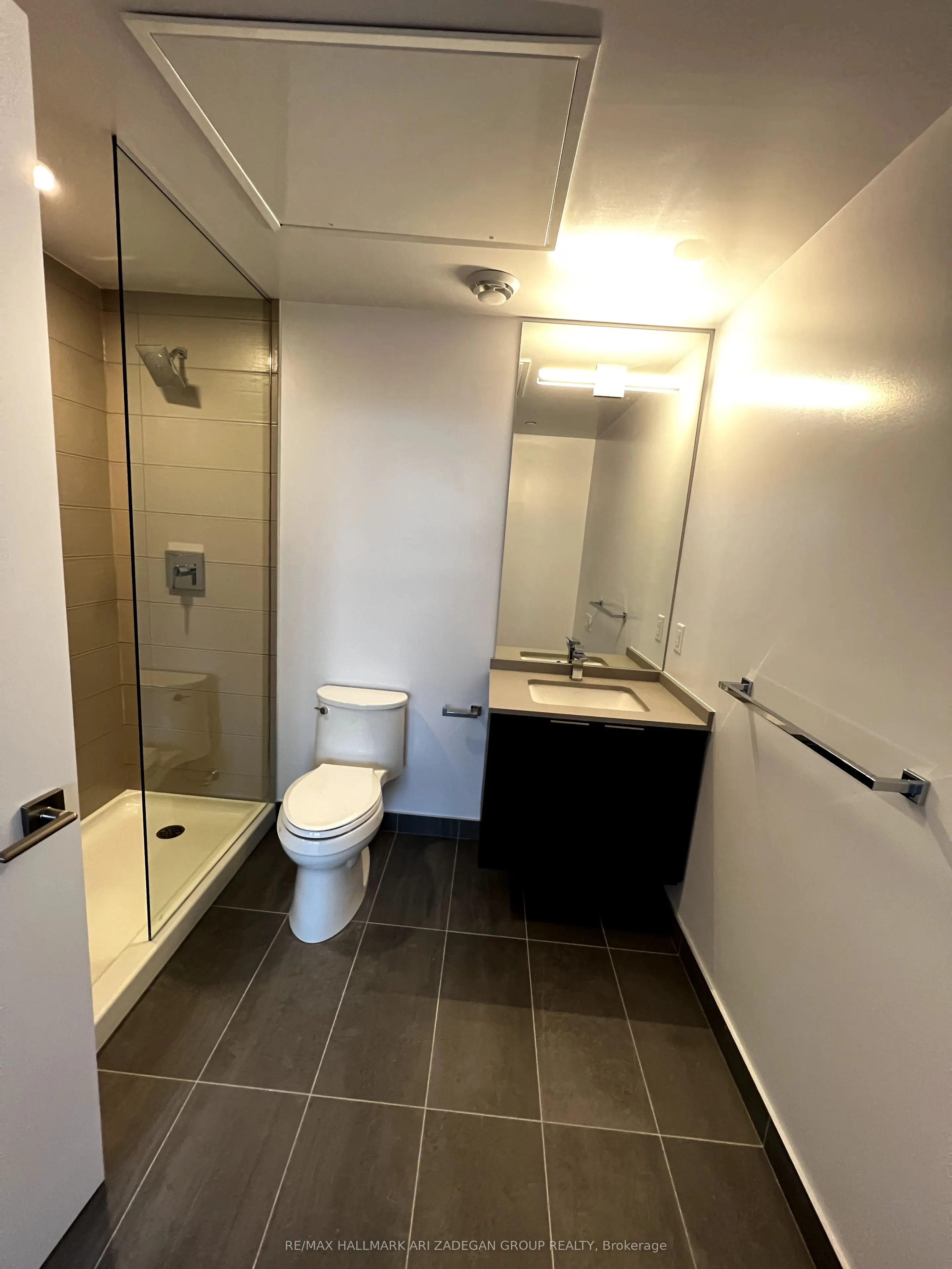 4208 Dundas Street W, #506