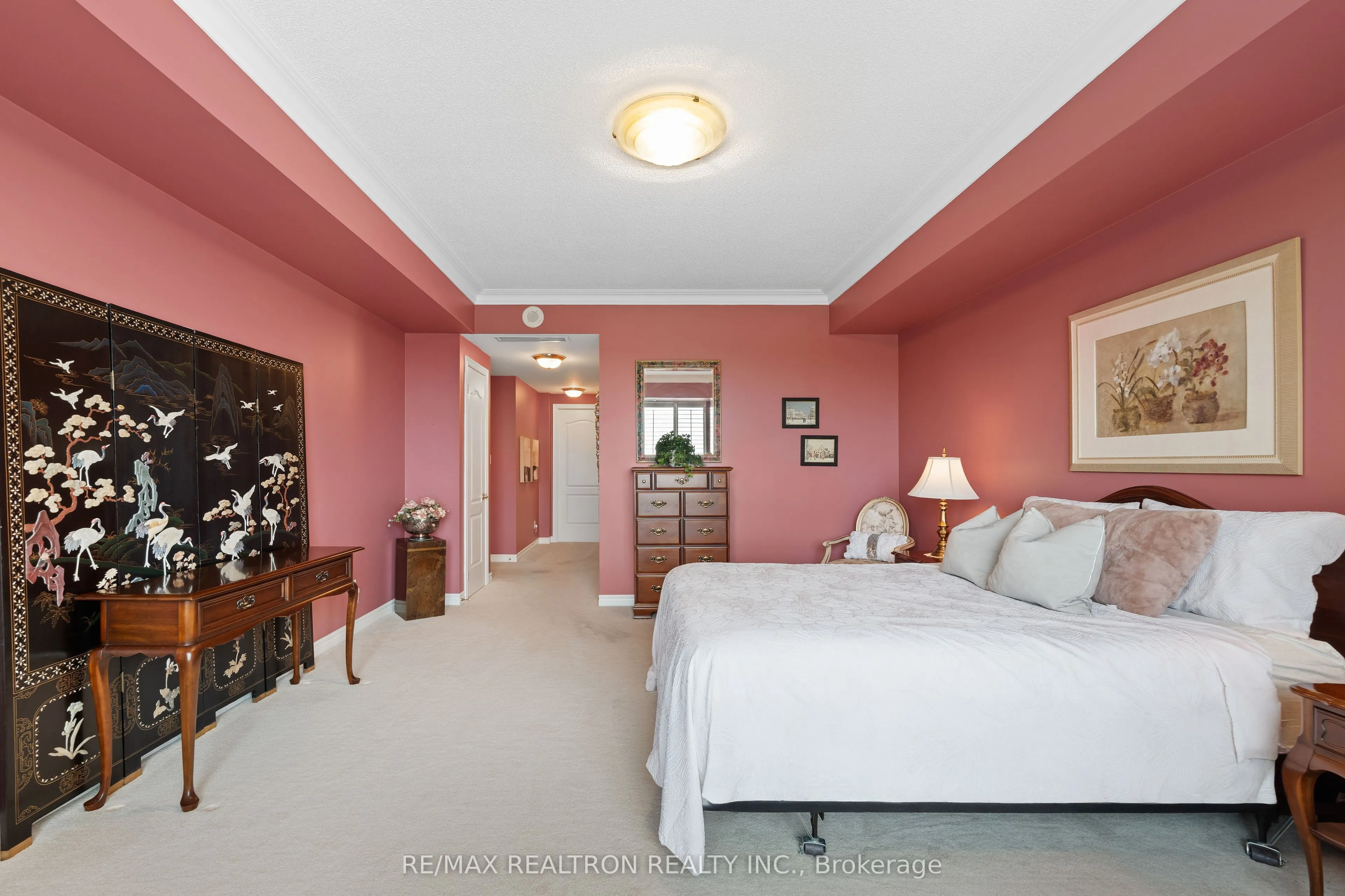 1900 The Collegeway, #1105