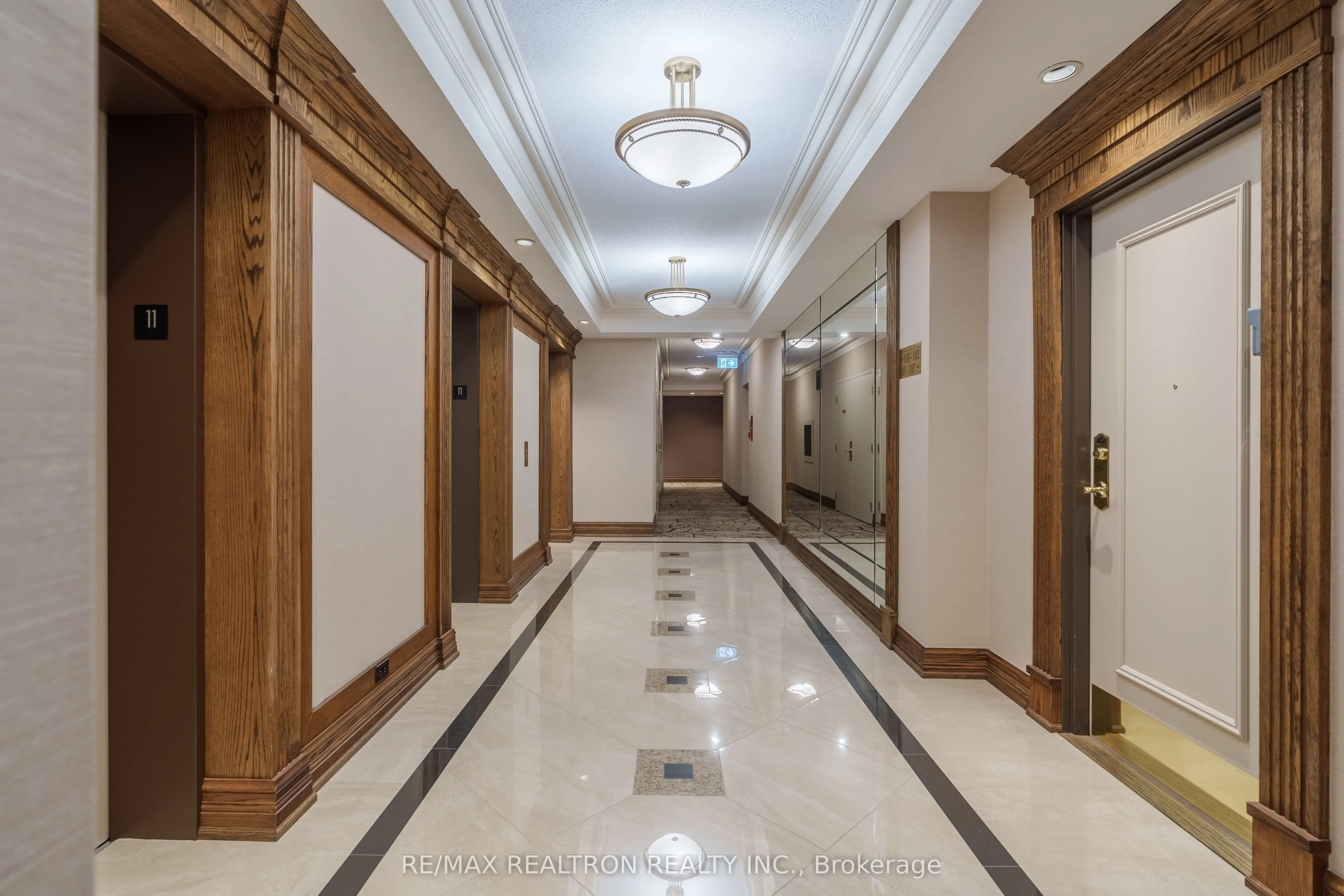 1900 The Collegeway, #1105