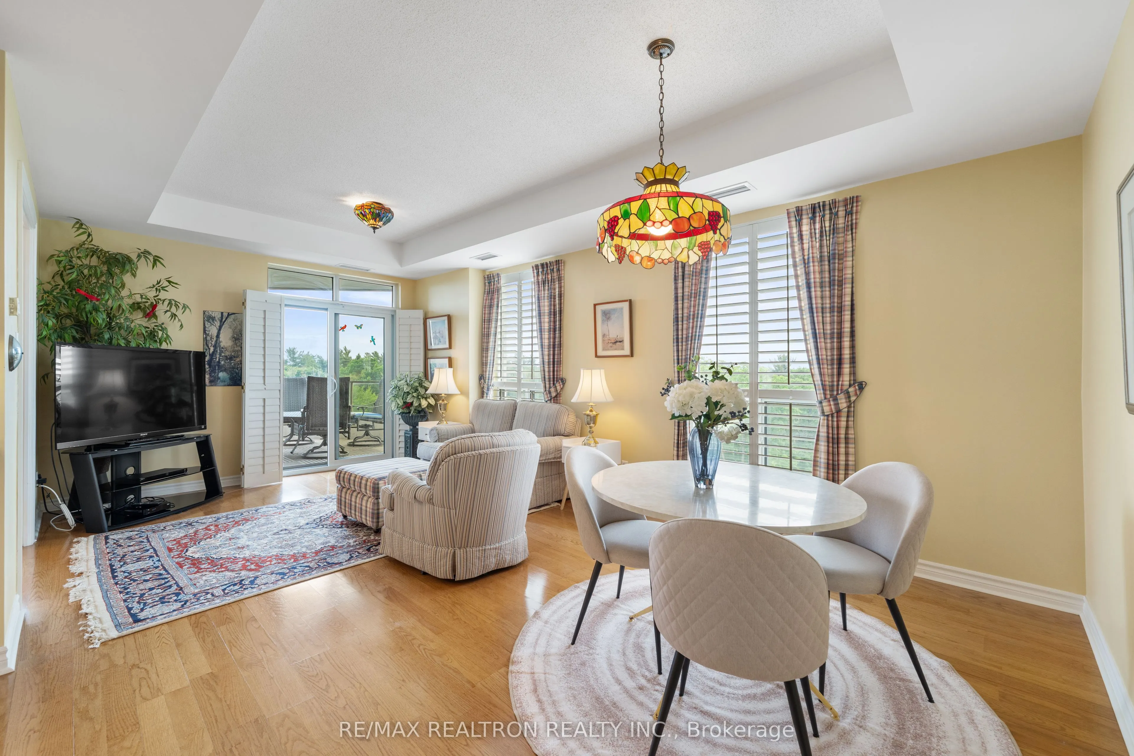 1900 The Collegeway, #1105