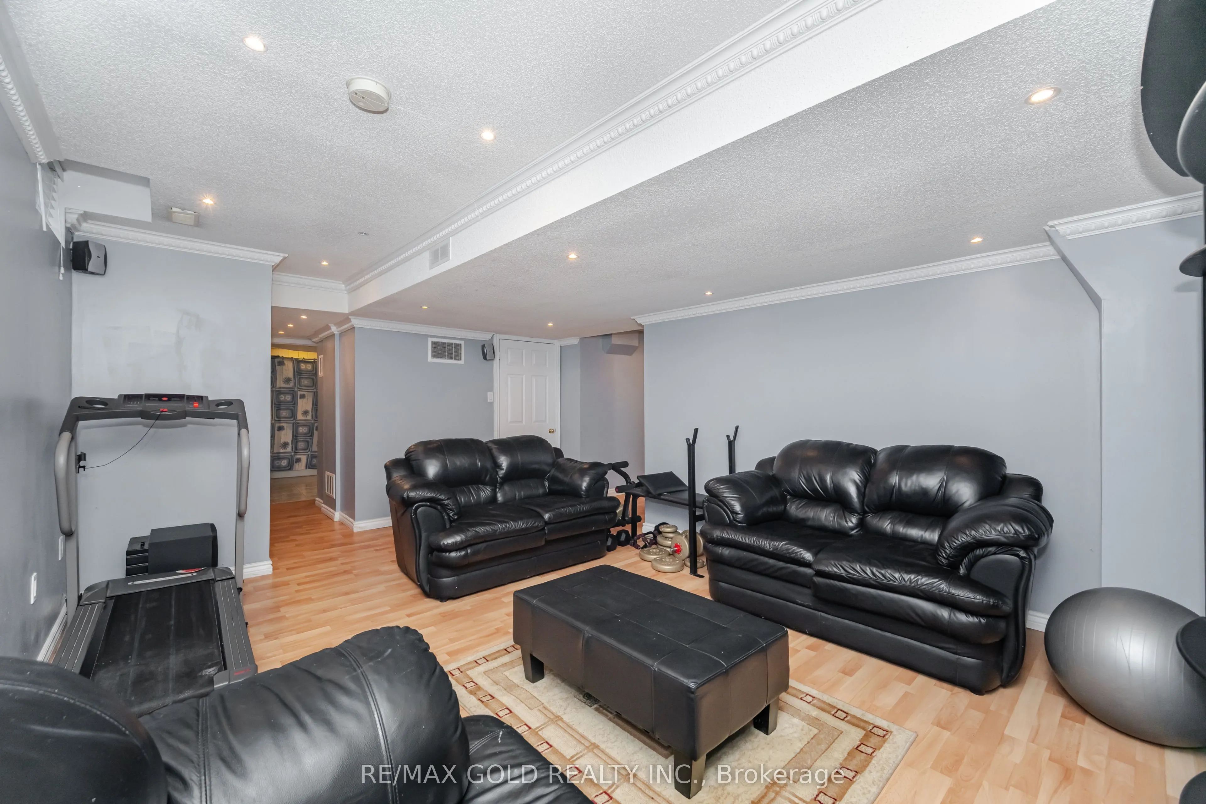 5 Summershade Street
