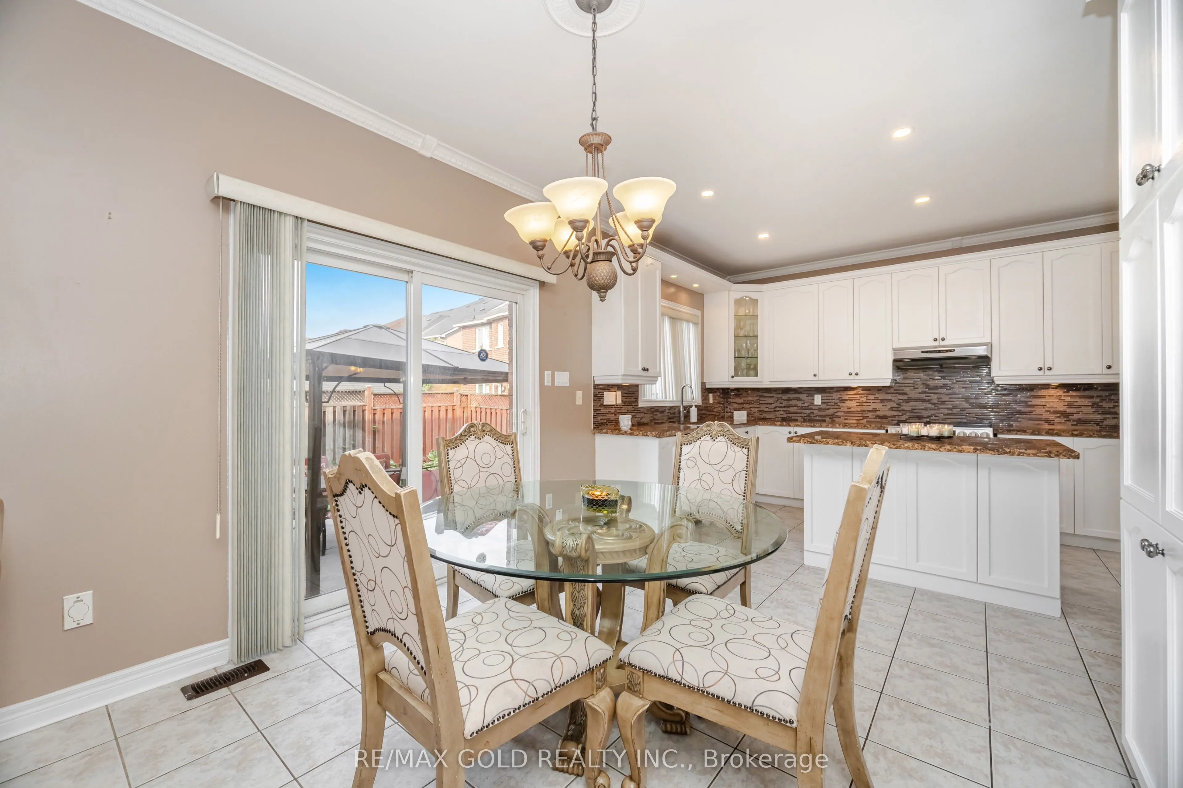5 Summershade Street