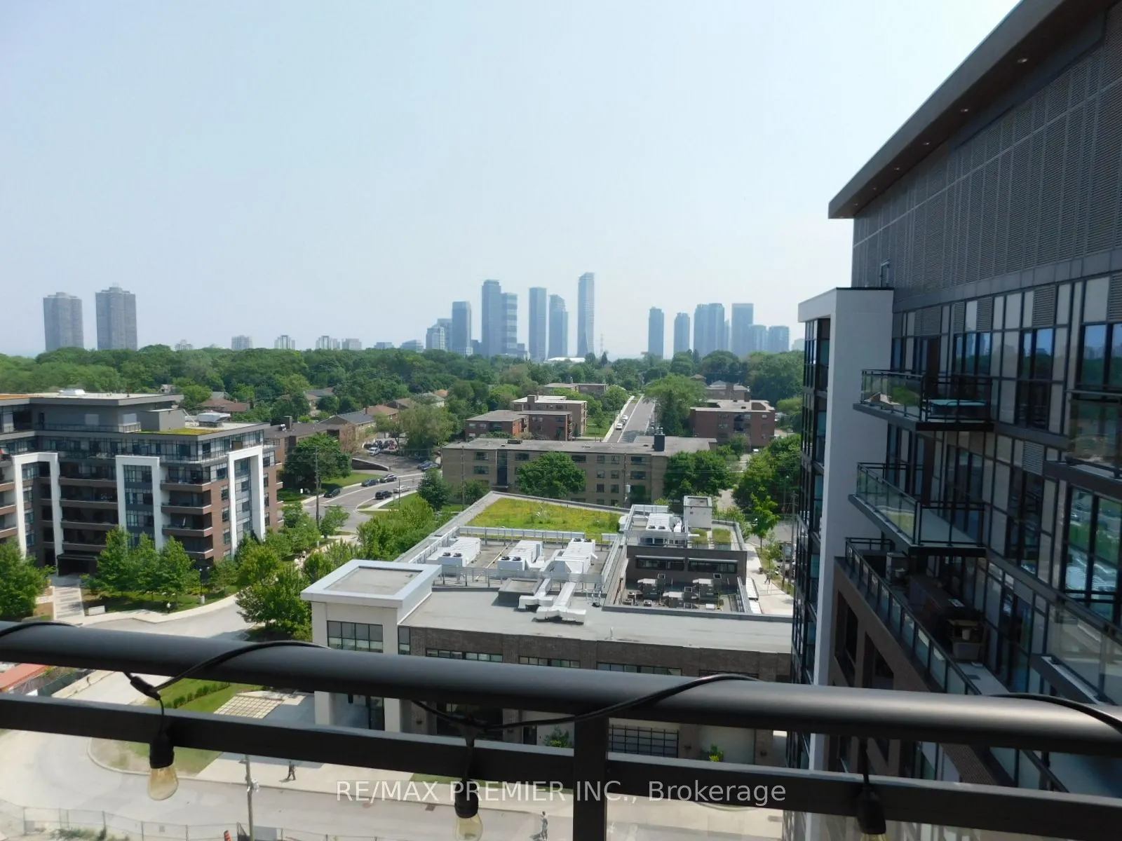 25 Neighbourhood Lane, #1011