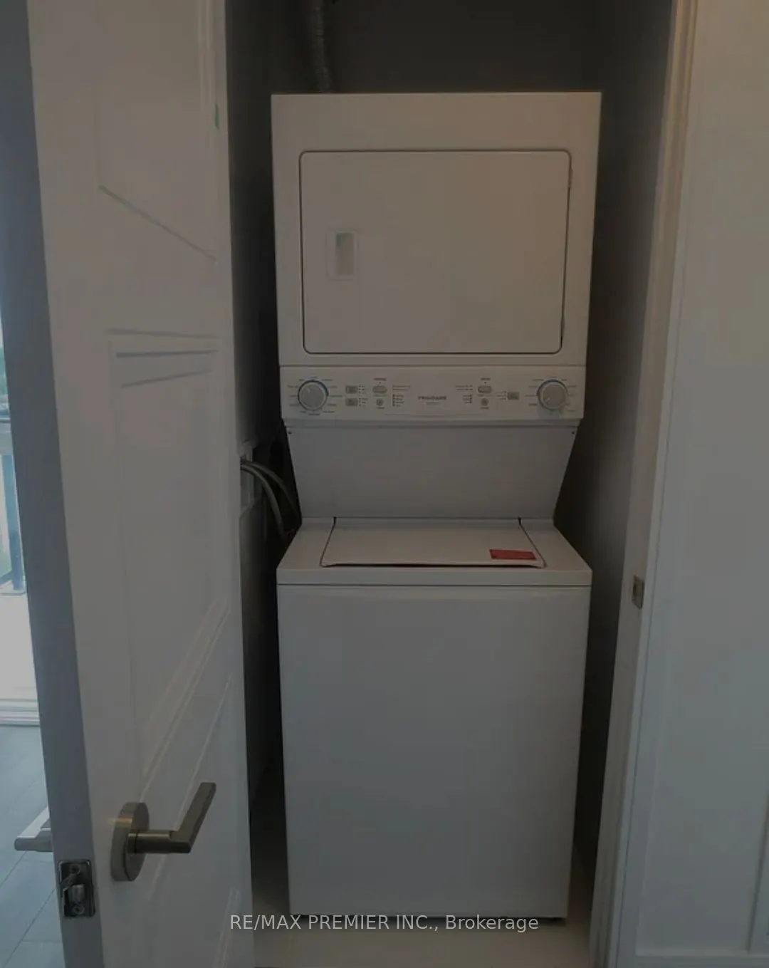 25 Neighbourhood Lane, #1011