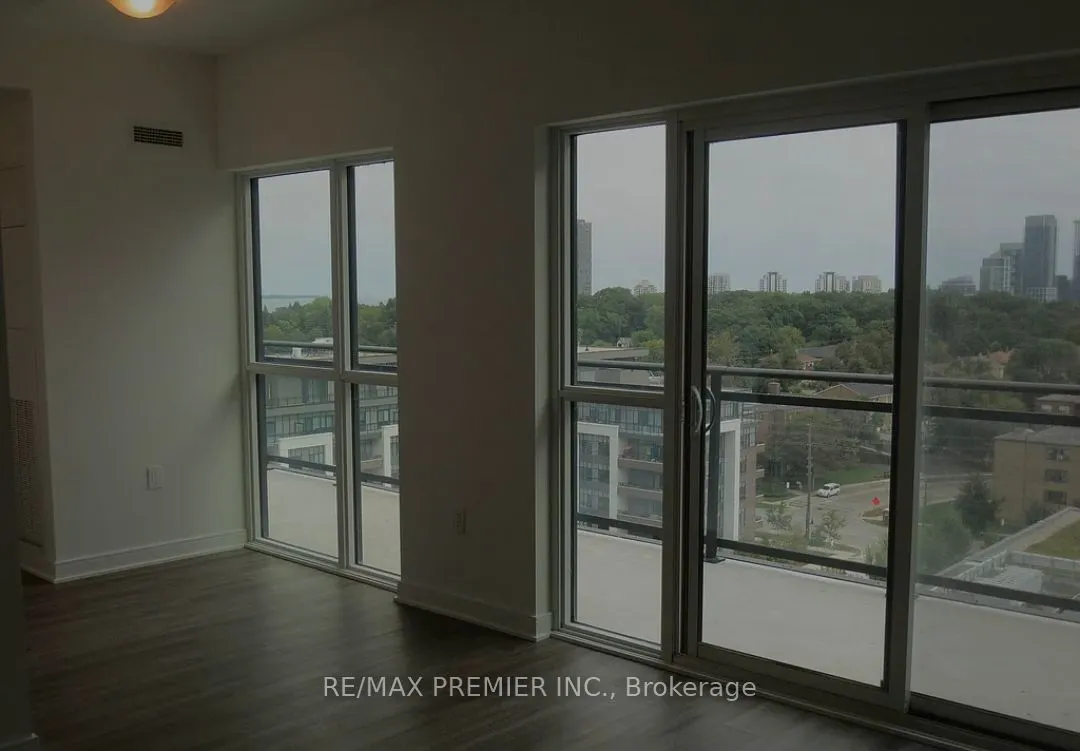 25 Neighbourhood Lane, #1011