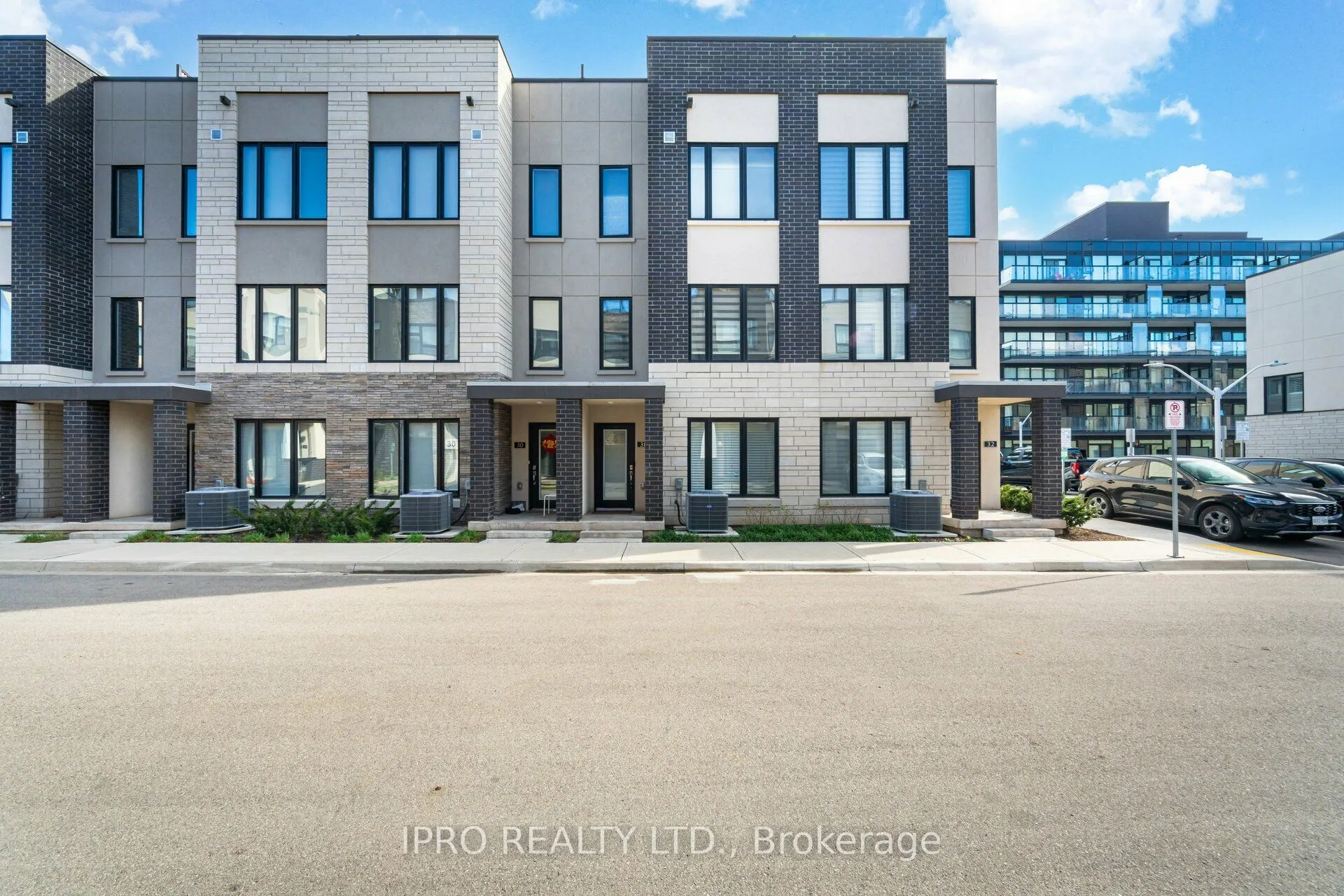 1095 Cooke Boulevard, #31