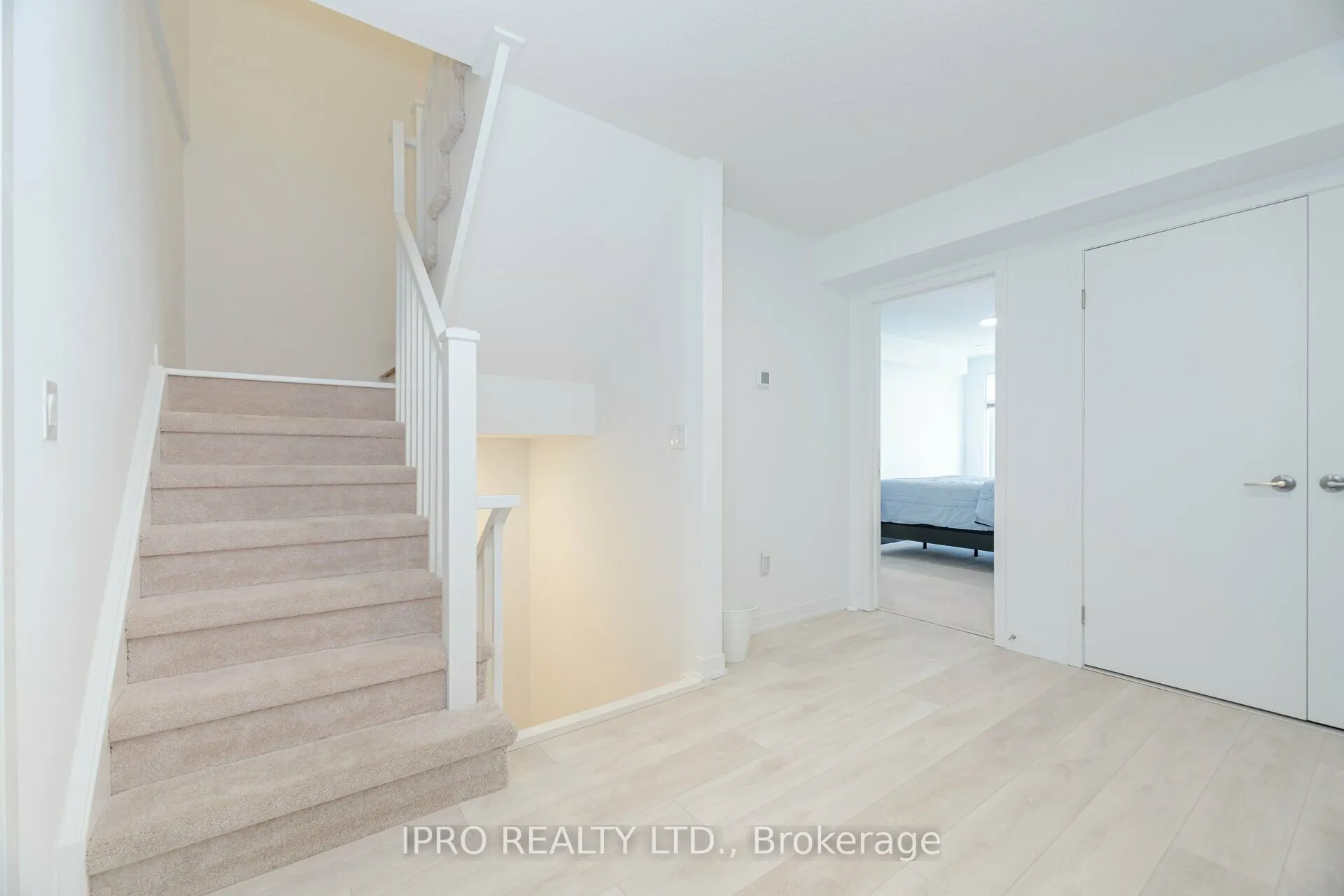 1095 Cooke Boulevard, #31
