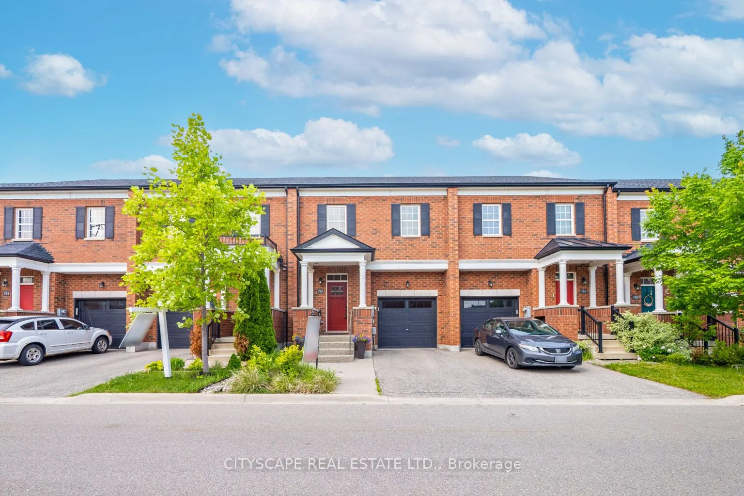 765 Banks Crescent