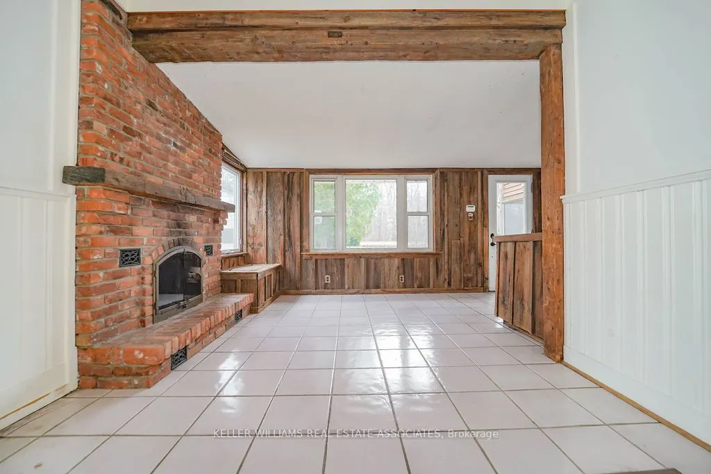 3364 Burnhamthorpe Road W
