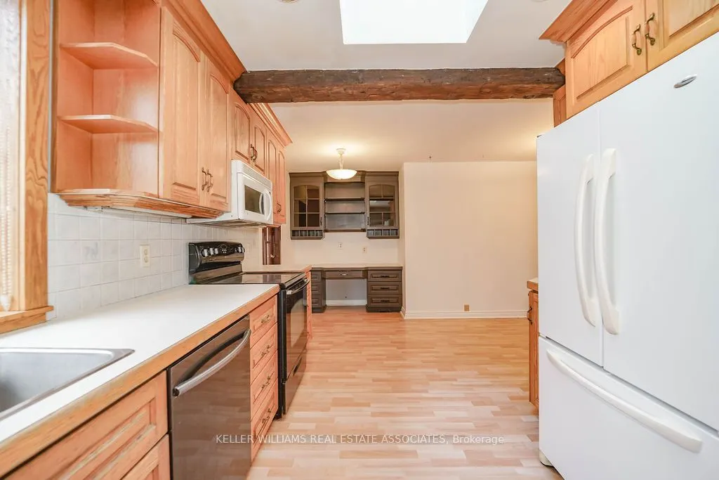 3364 Burnhamthorpe Road W