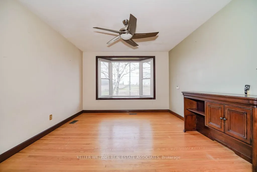 3364 Burnhamthorpe Road W
