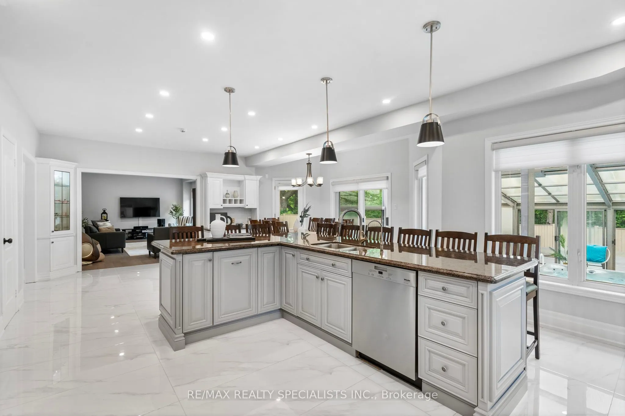 5397 ROANOKE Court