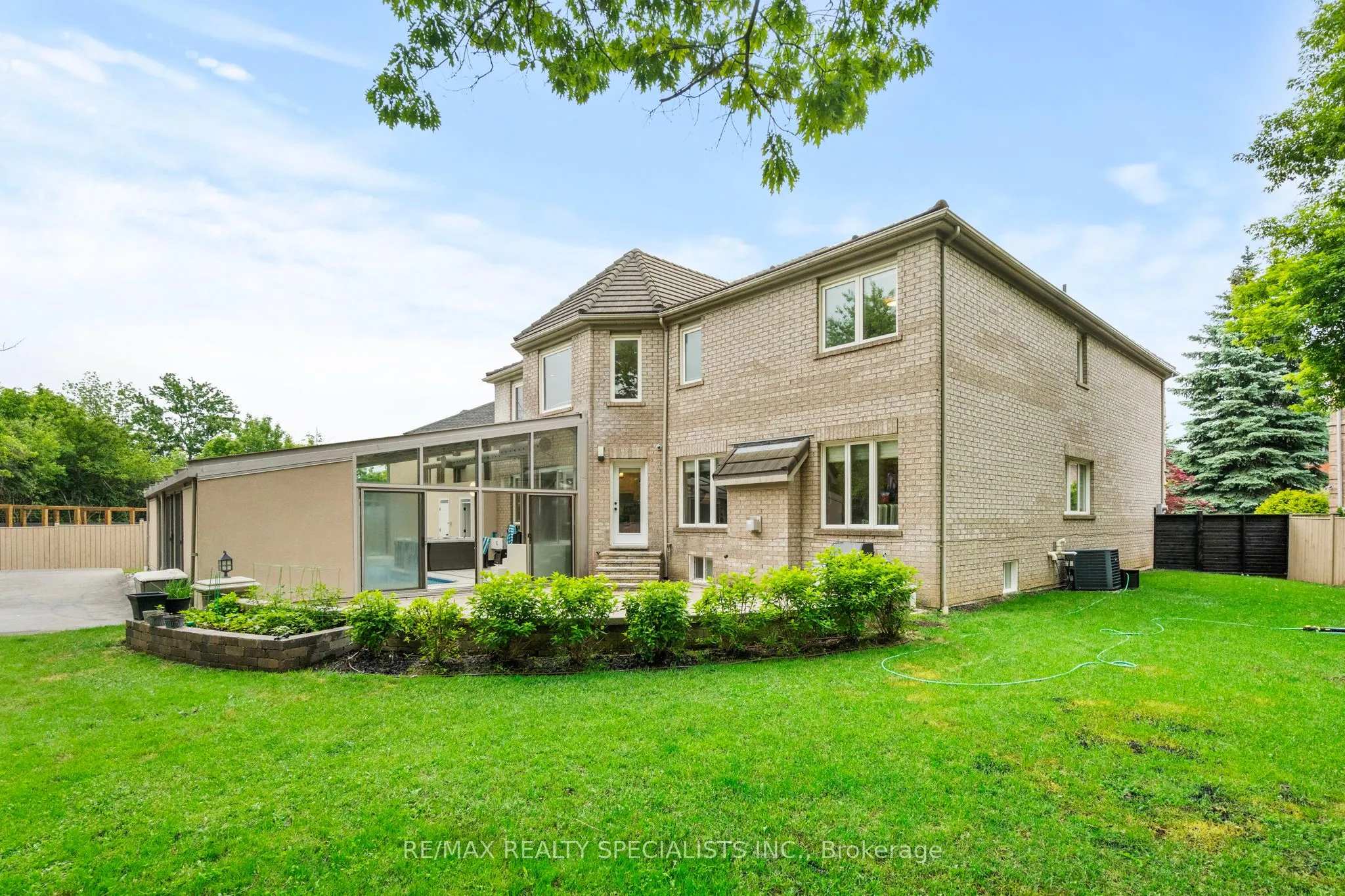 5397 ROANOKE Court