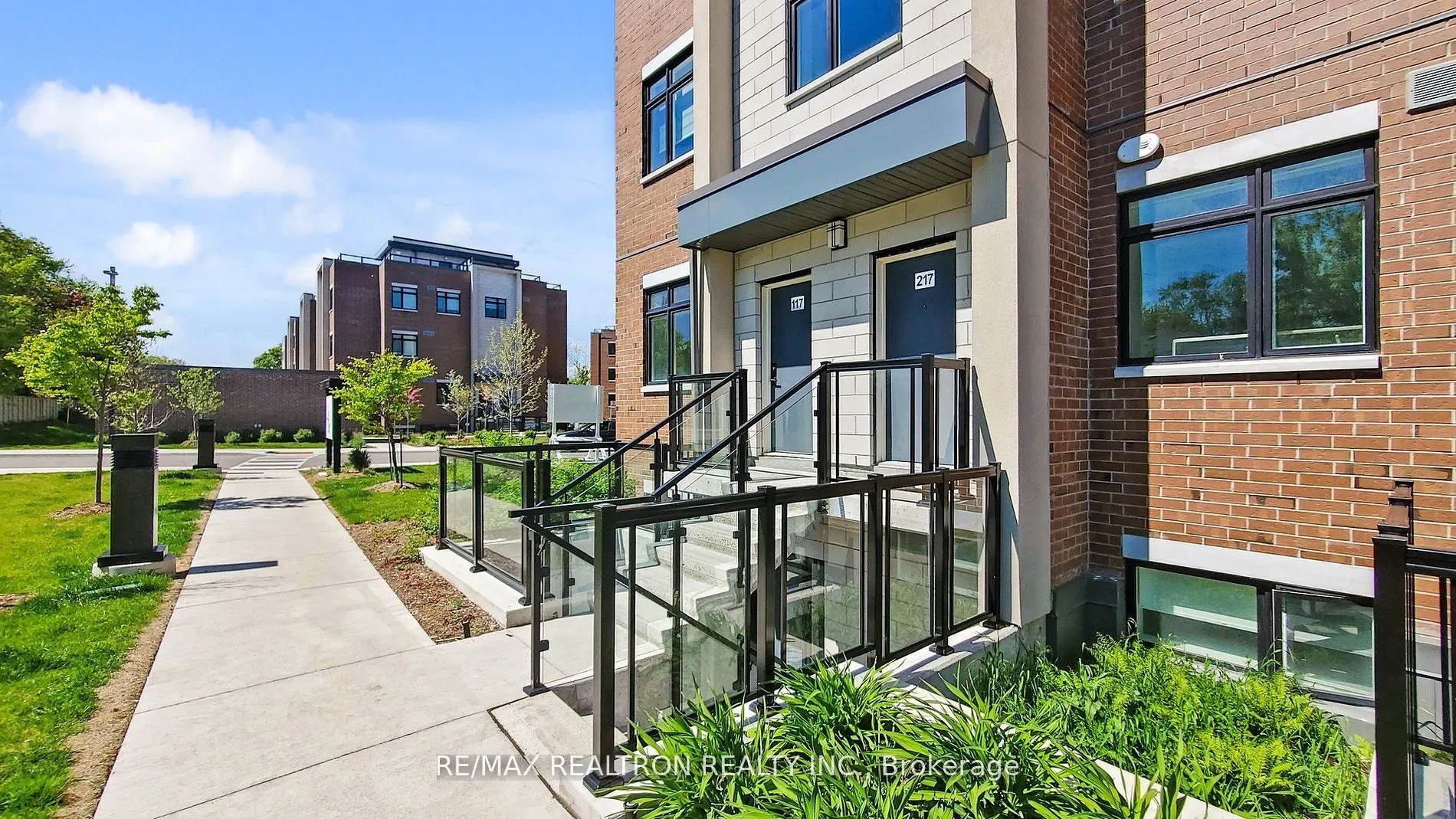 1070 Douglas Mccurdy Common, #217