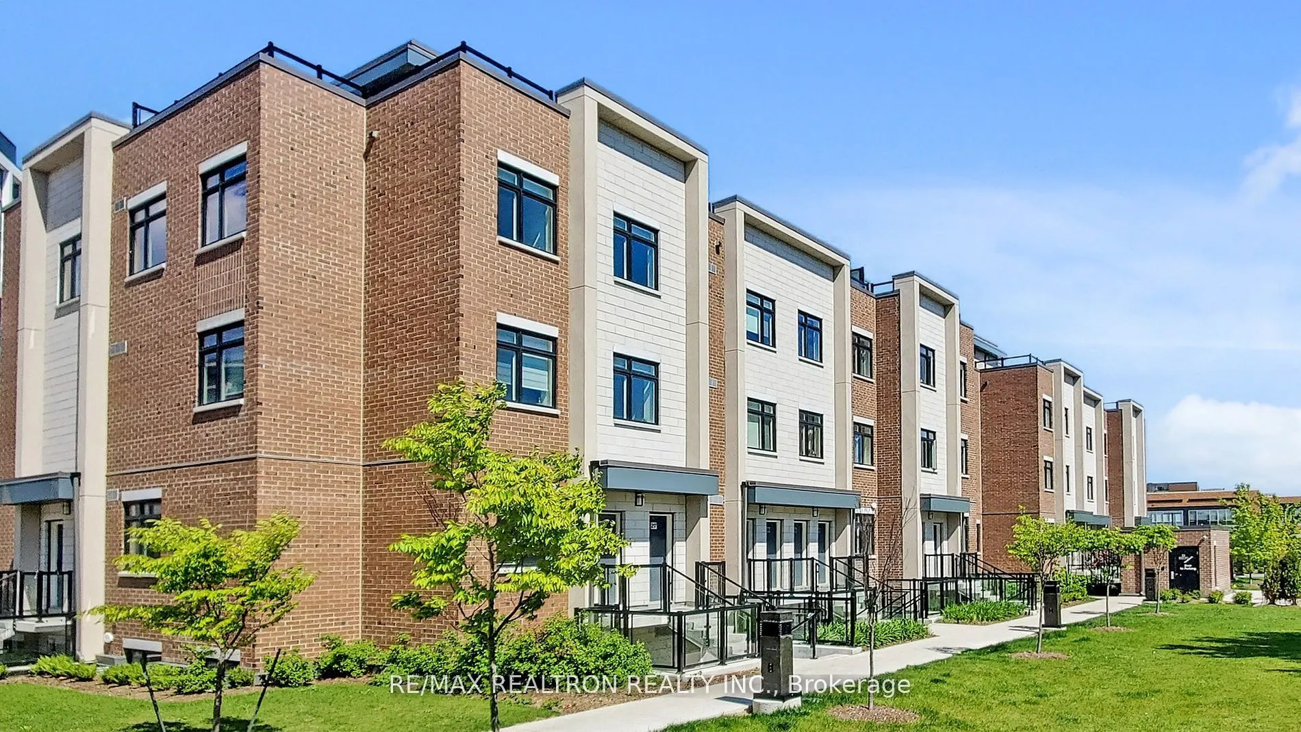 1070 Douglas Mccurdy Common, #217