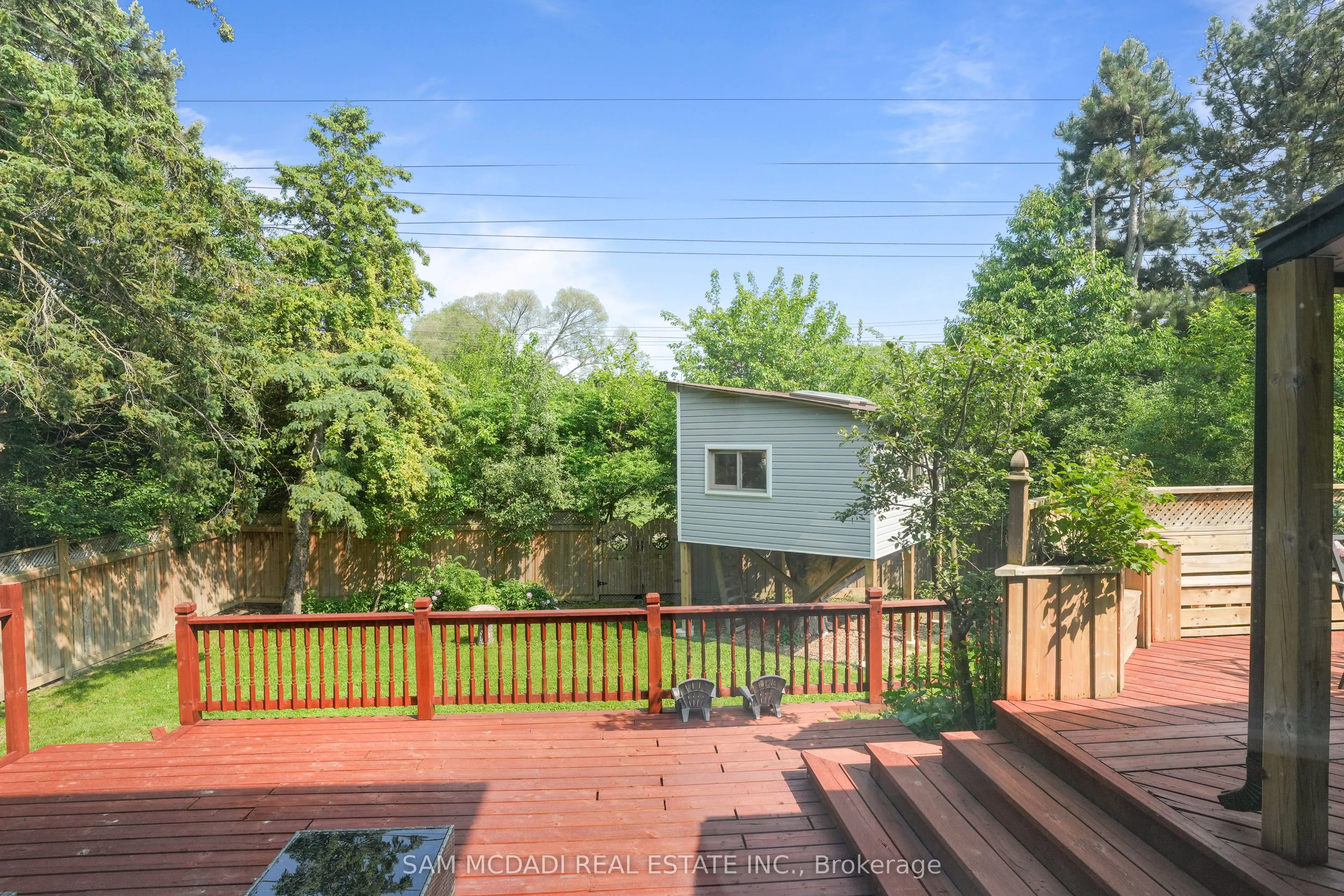 2035 Lorelei Road