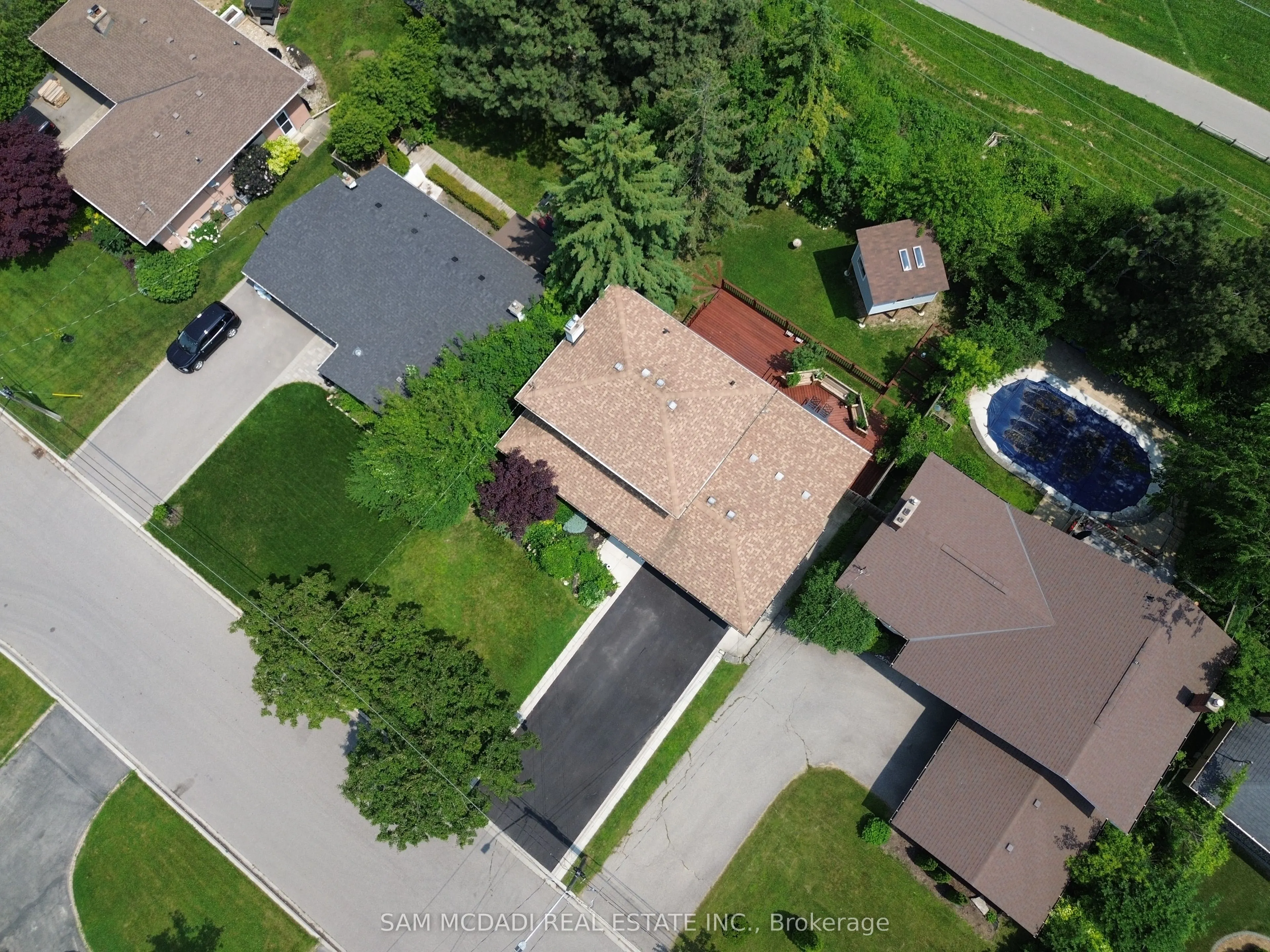2035 Lorelei Road