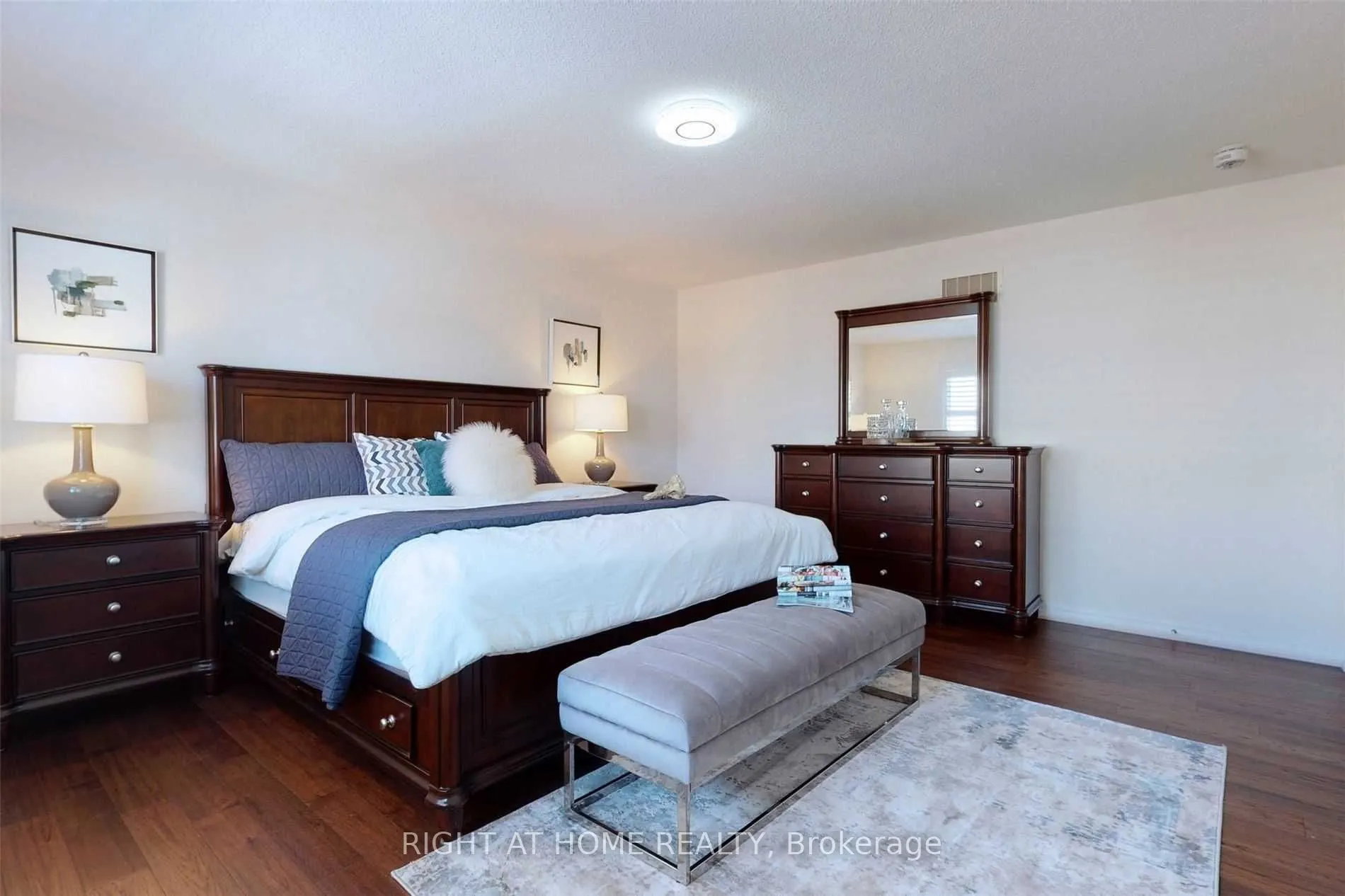 1368 Connaught Terrace