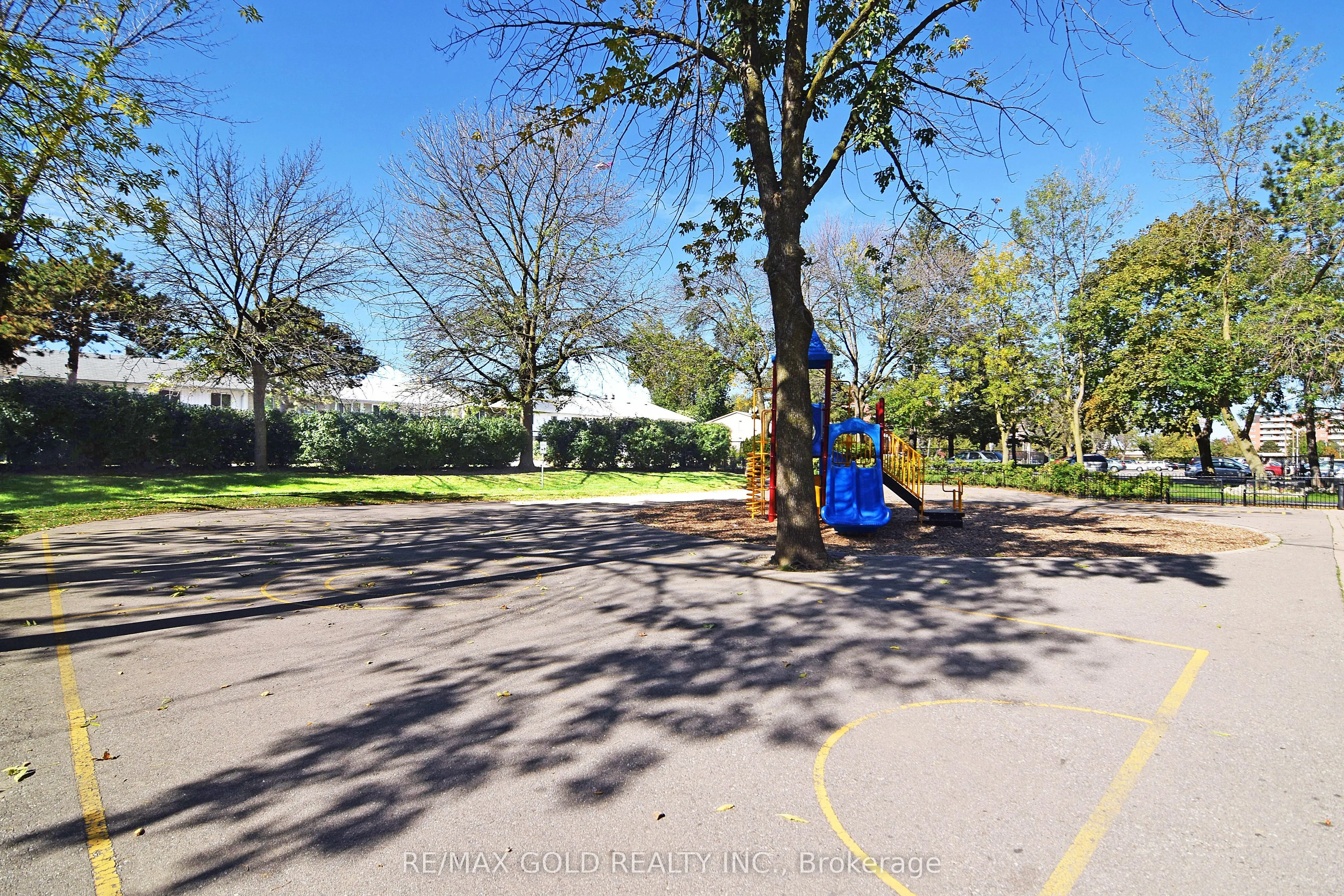 1615 Bloor Street E, #210