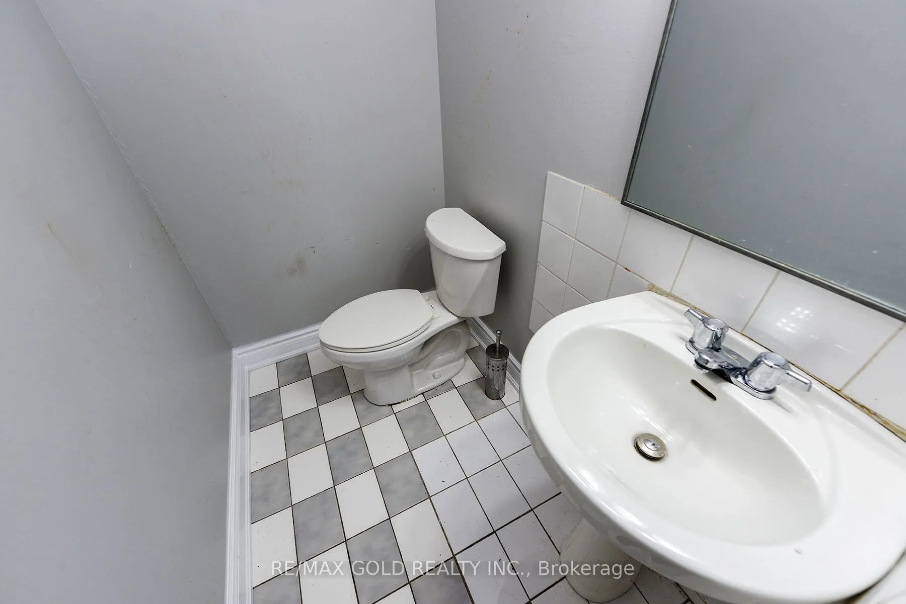 1615 Bloor Street E, #210