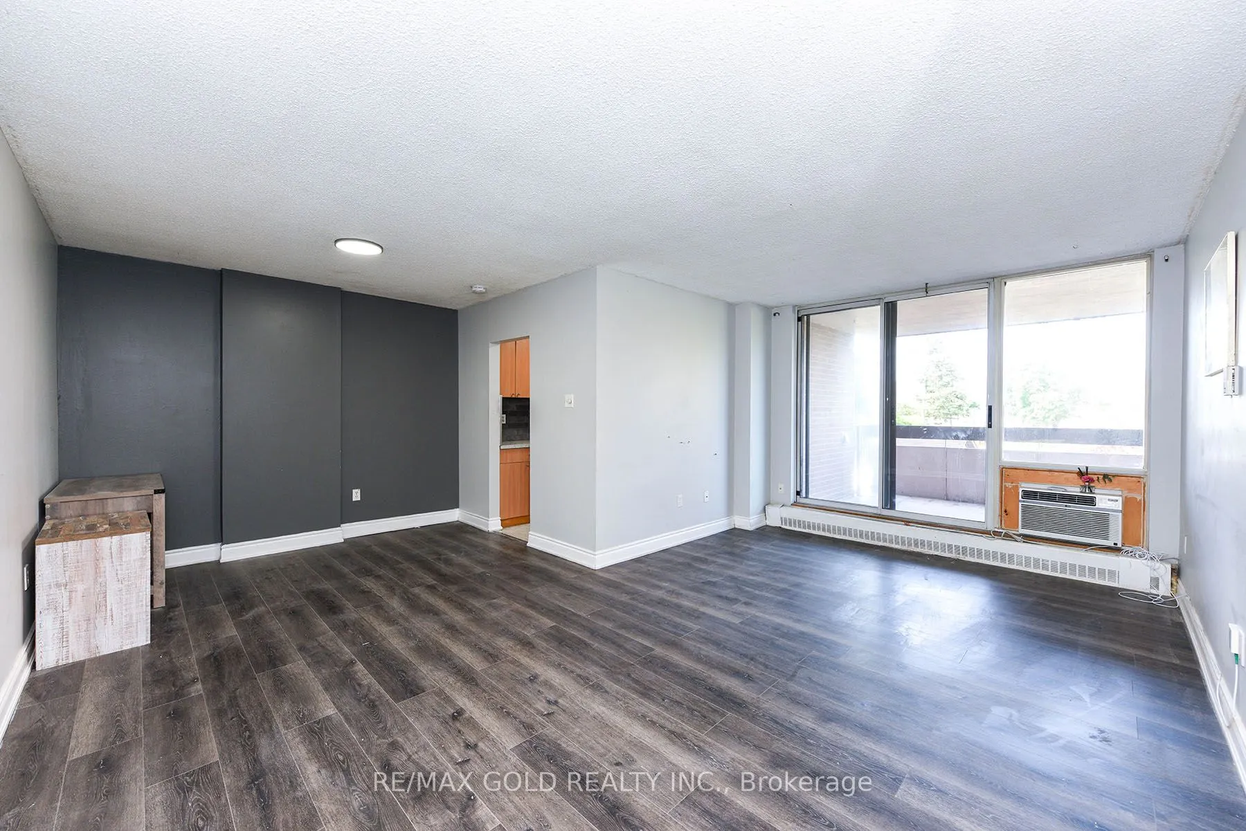 1615 Bloor Street E, #210
