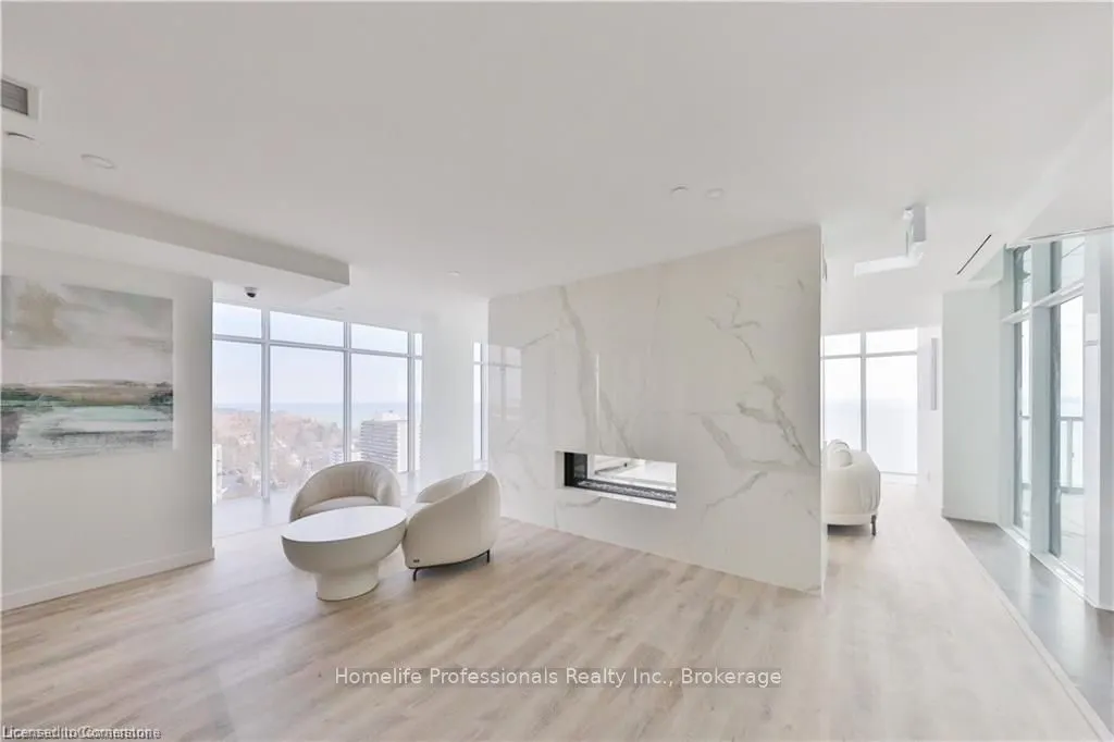 370 Martha Street, #608