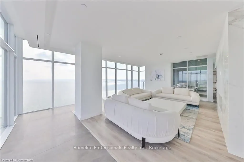 370 Martha Street, #608