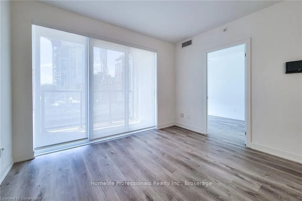 370 Martha Street, #608