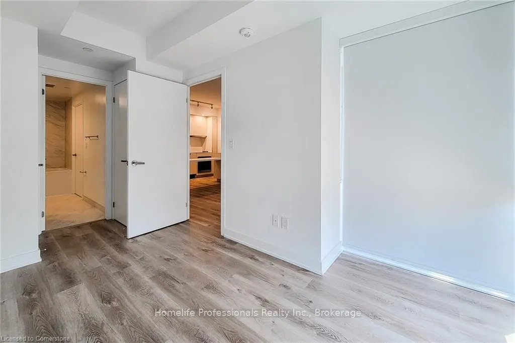 370 Martha Street, #608