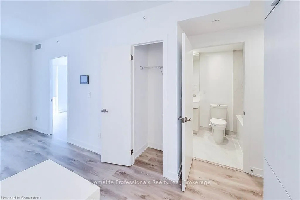 370 Martha Street, #608