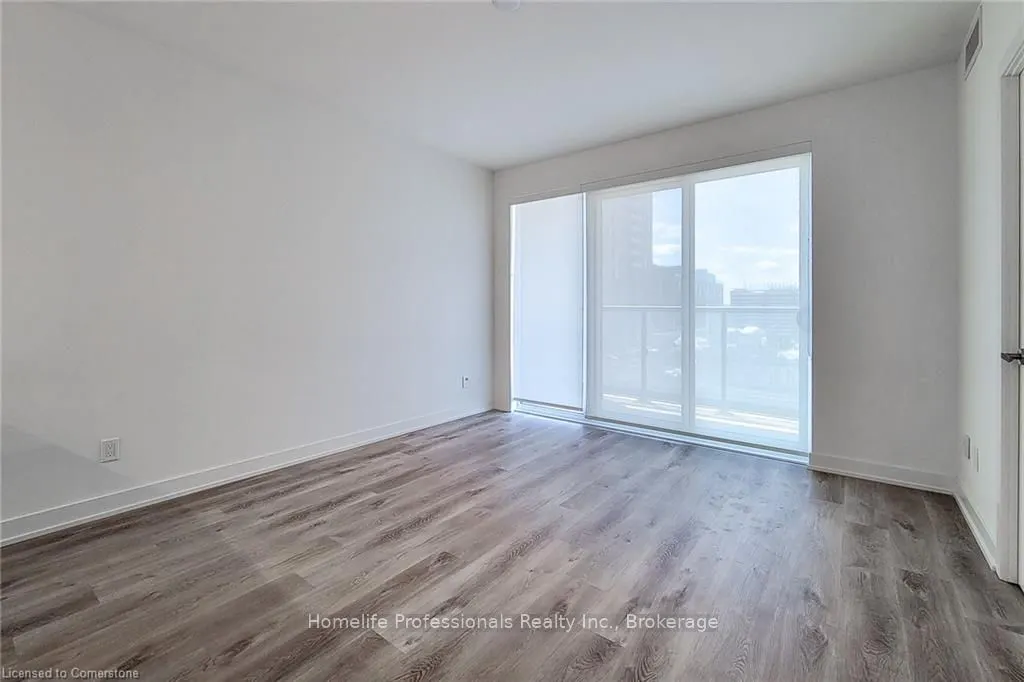 370 Martha Street, #608
