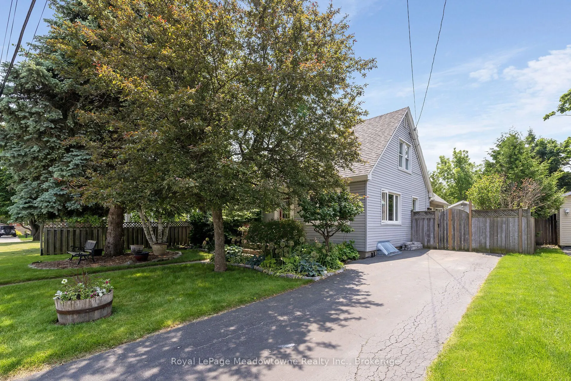 24 Delrex Boulevard