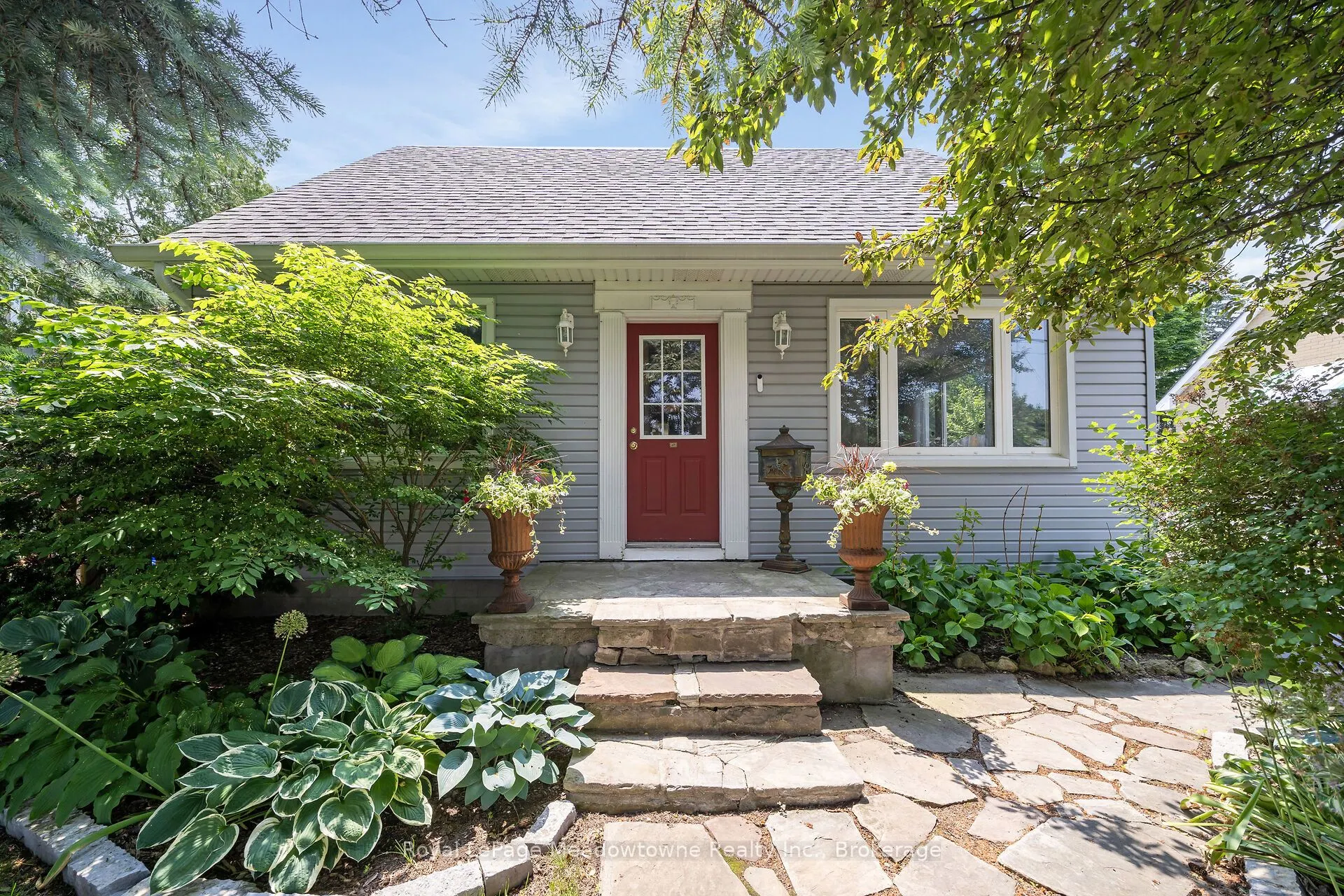 24 Delrex Boulevard