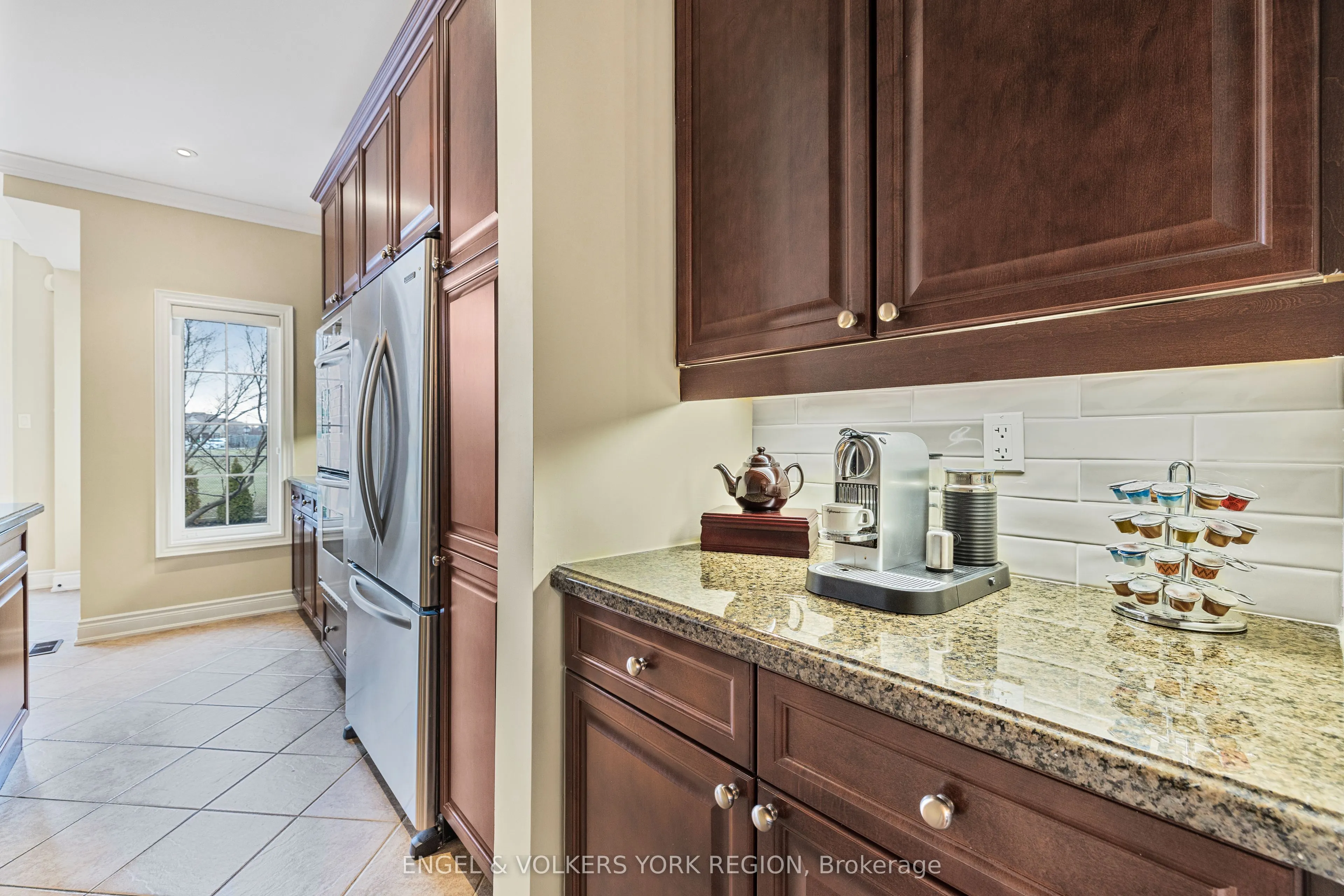 26 Imperial Lakes Drive