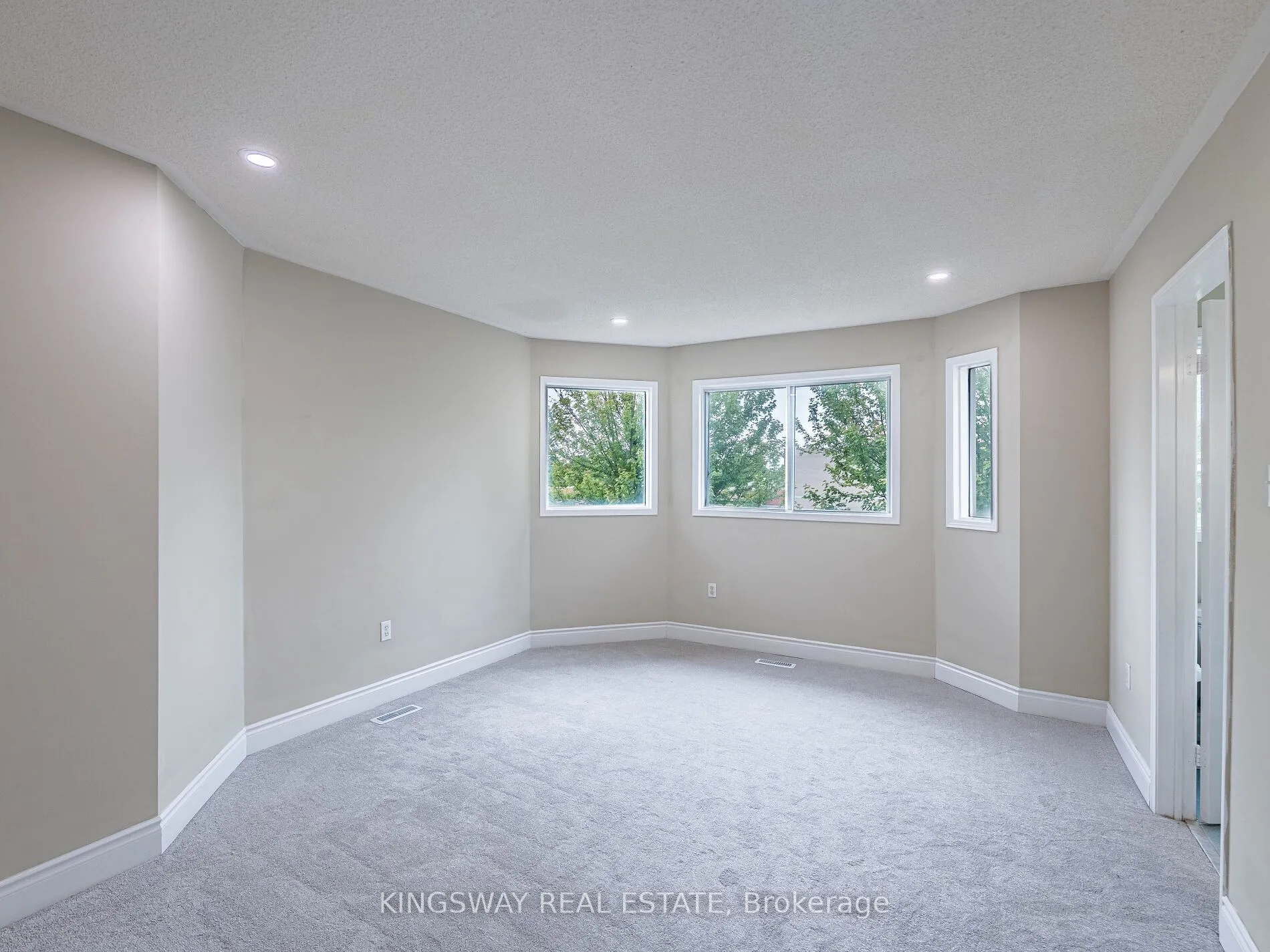 1240 Westview Terrace, #69