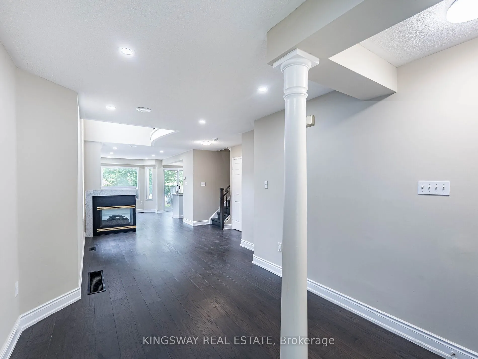 1240 Westview Terrace, #69