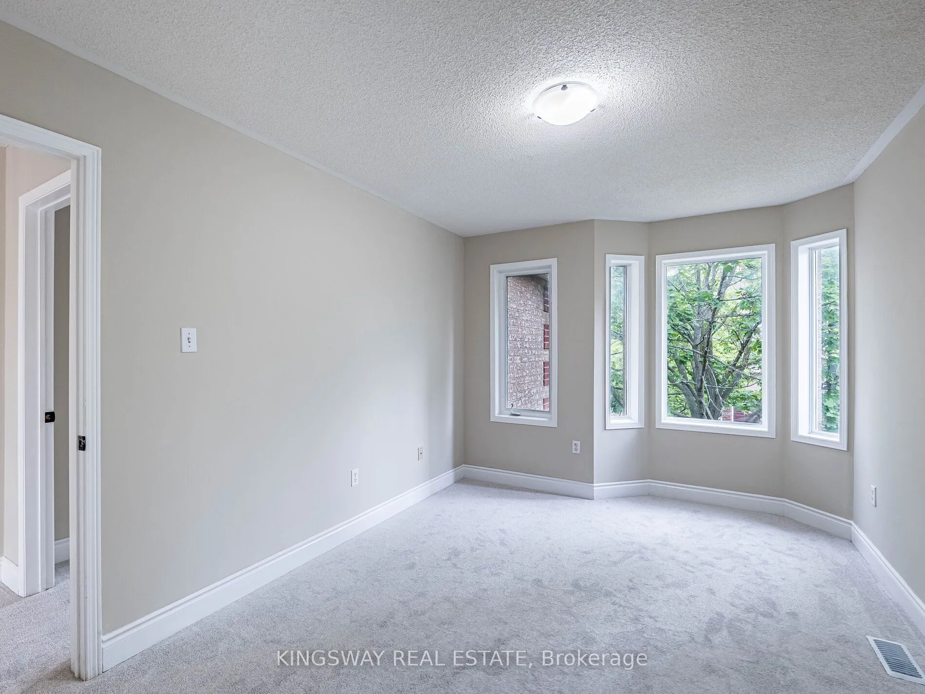 1240 Westview Terrace, #69
