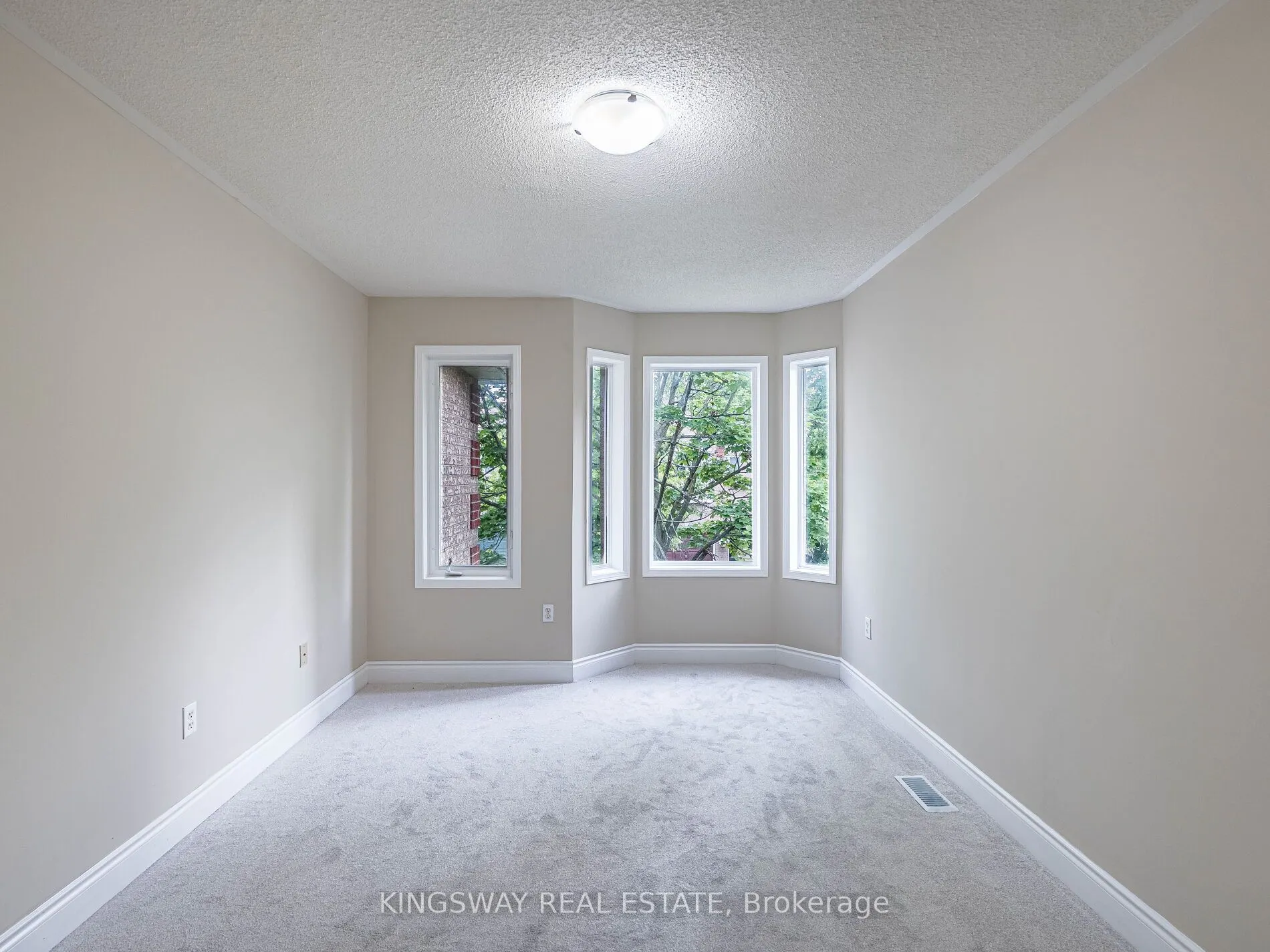 1240 Westview Terrace, #69