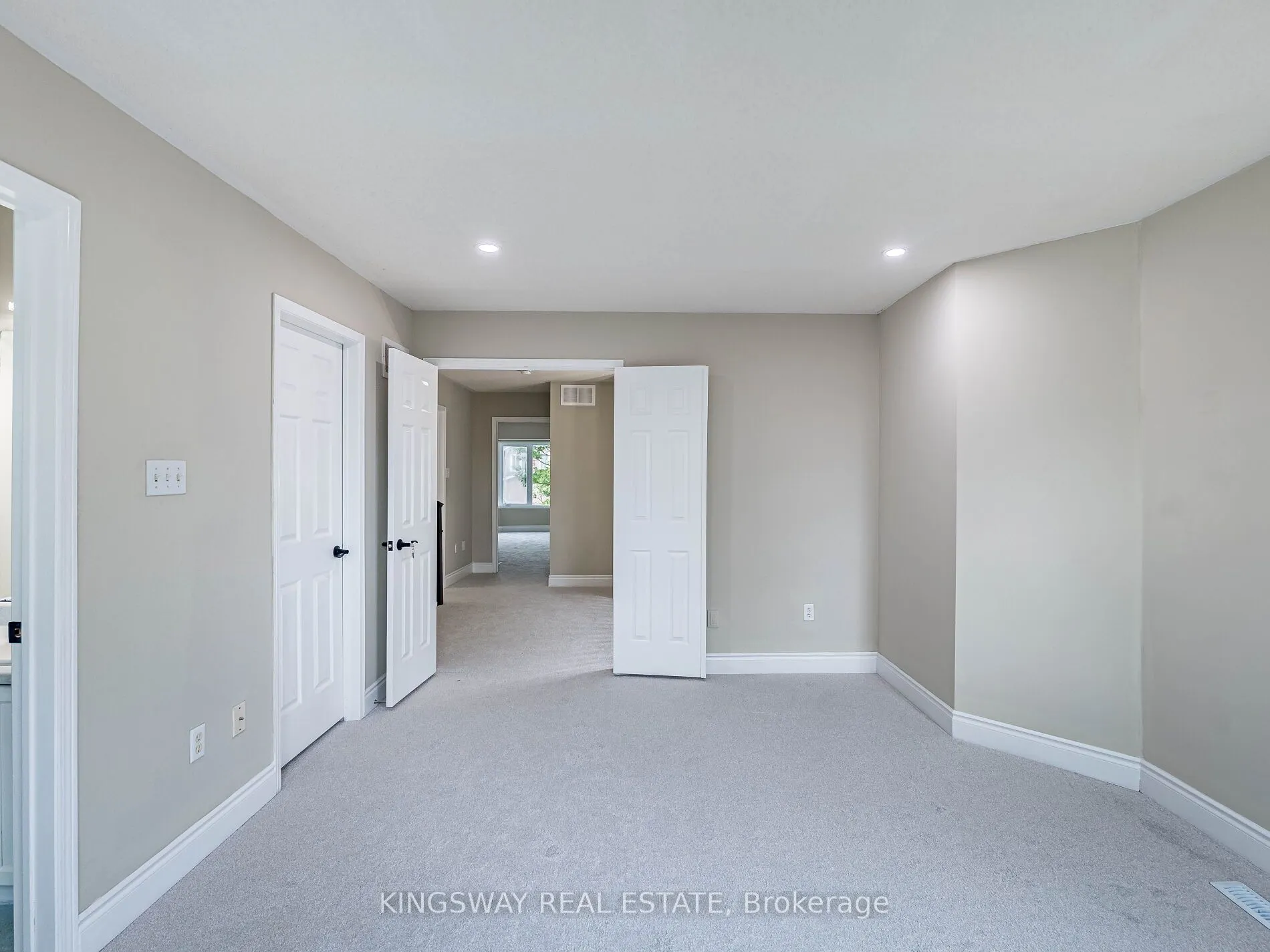 1240 Westview Terrace, #69